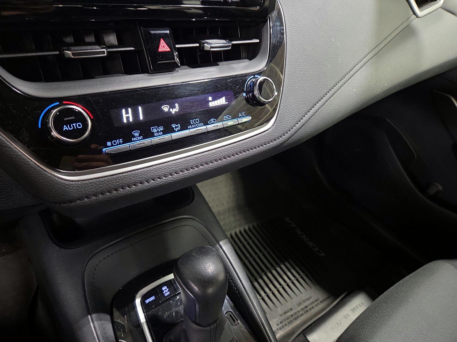 Thumbnail: 2020 Toyota Corolla - 16