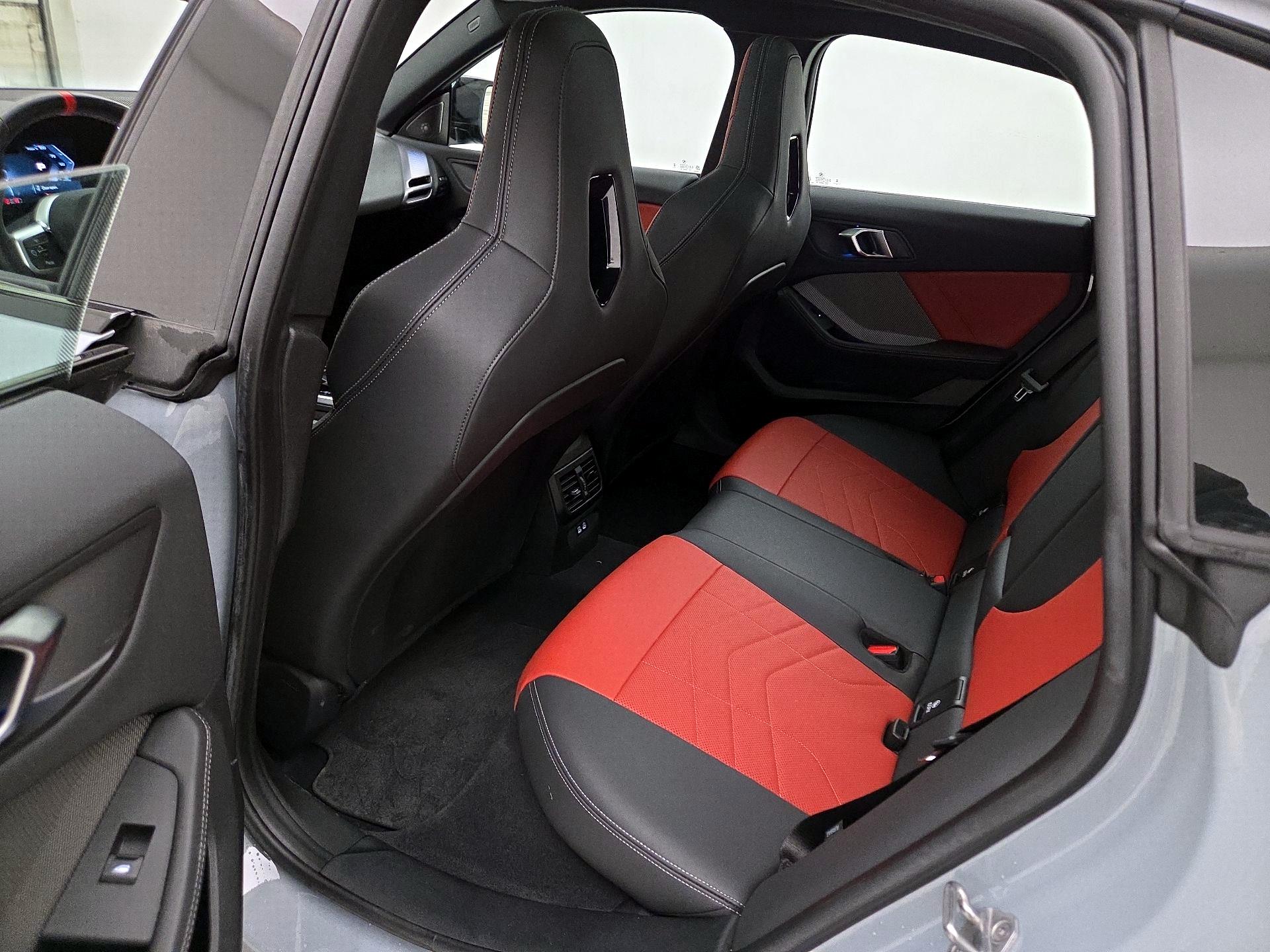 Thumbnail: 2025 BMW 2 Series - 20