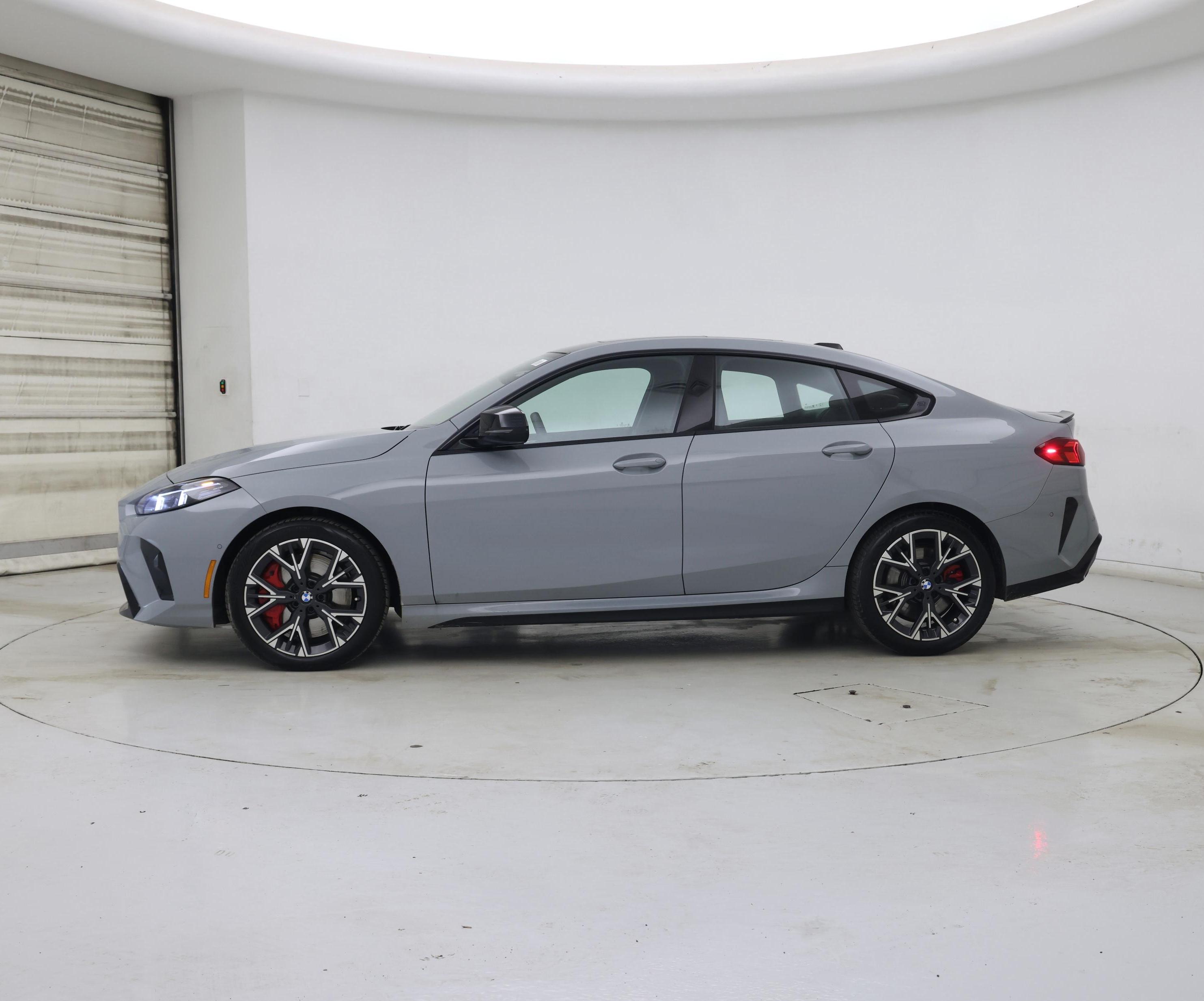 Thumbnail: 2025 BMW 2 Series - 3