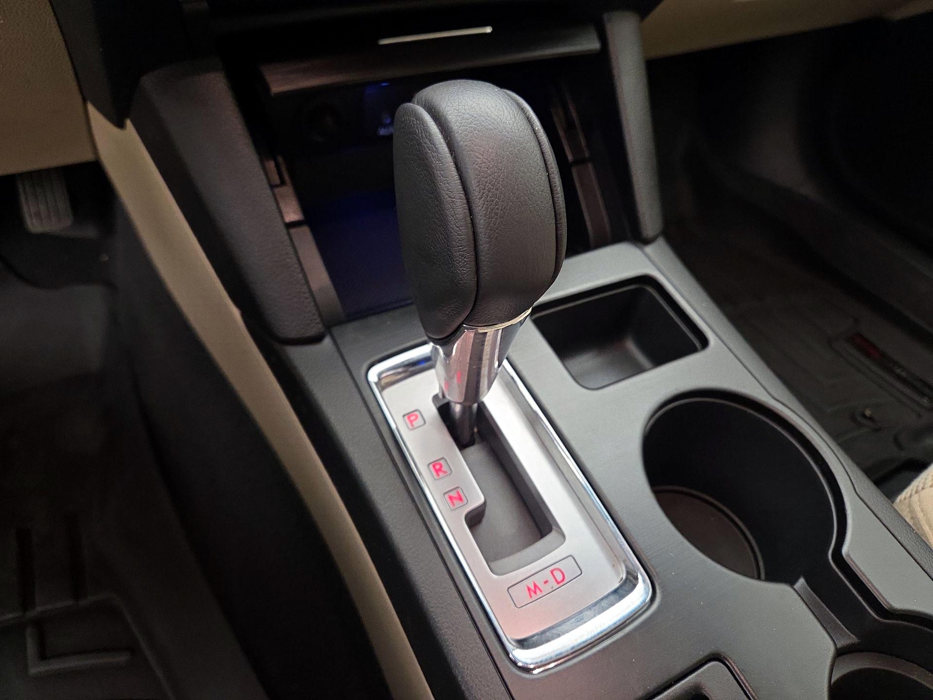 Thumbnail: 2016 Subaru Outback - 17