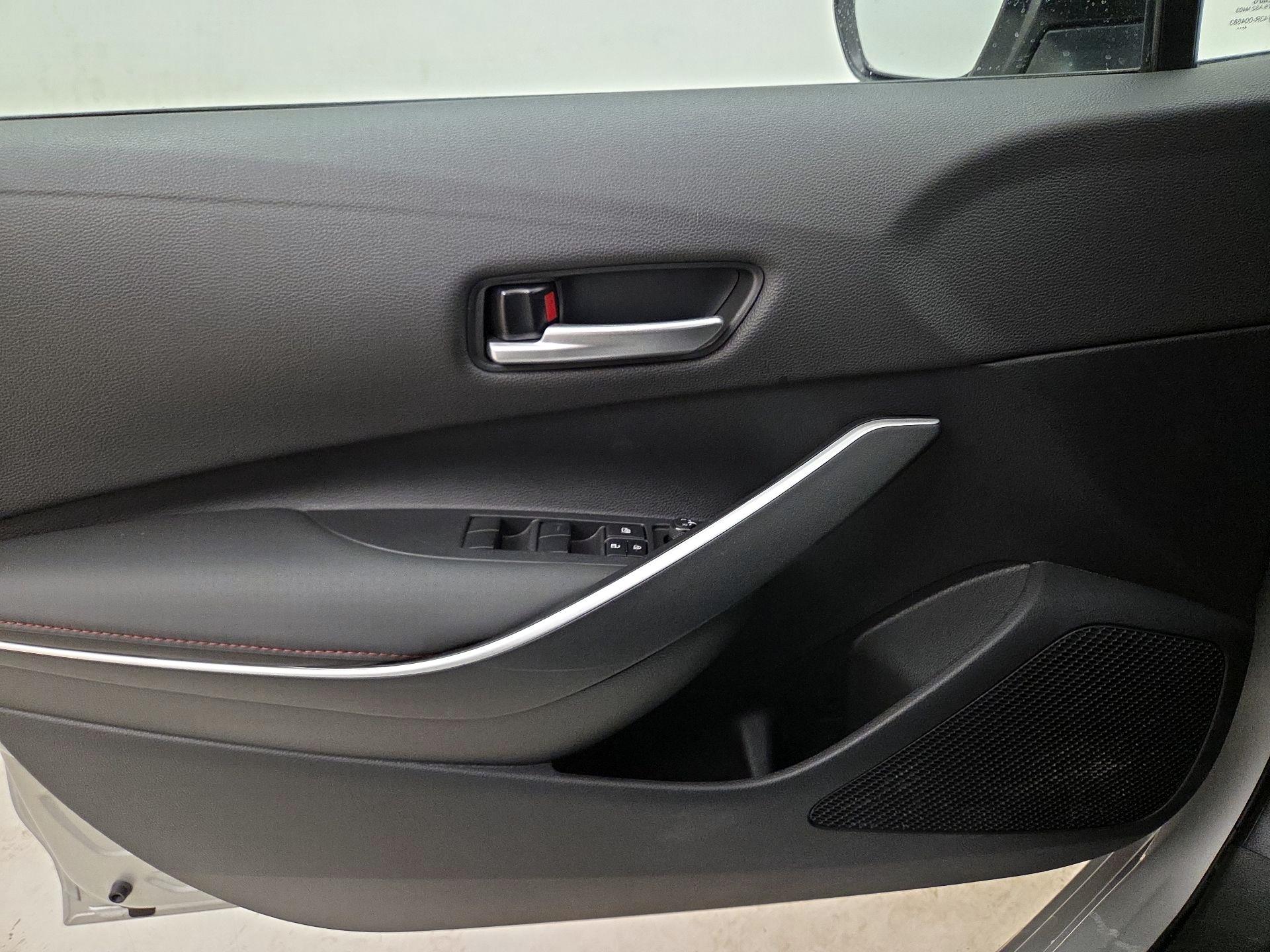 Thumbnail: 2025 Toyota Corolla - 12