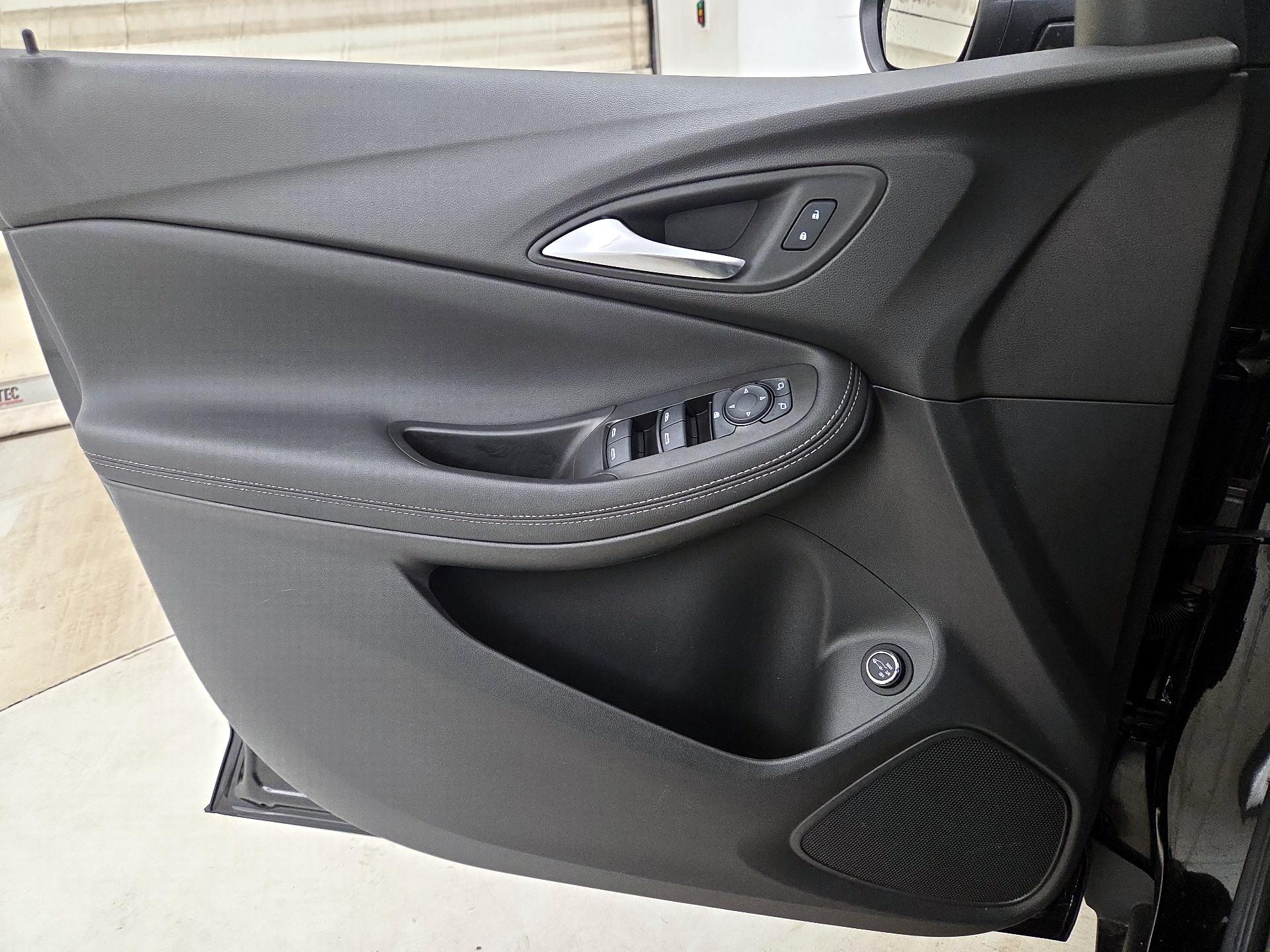 Thumbnail: 2023 Buick Encore GX - 12