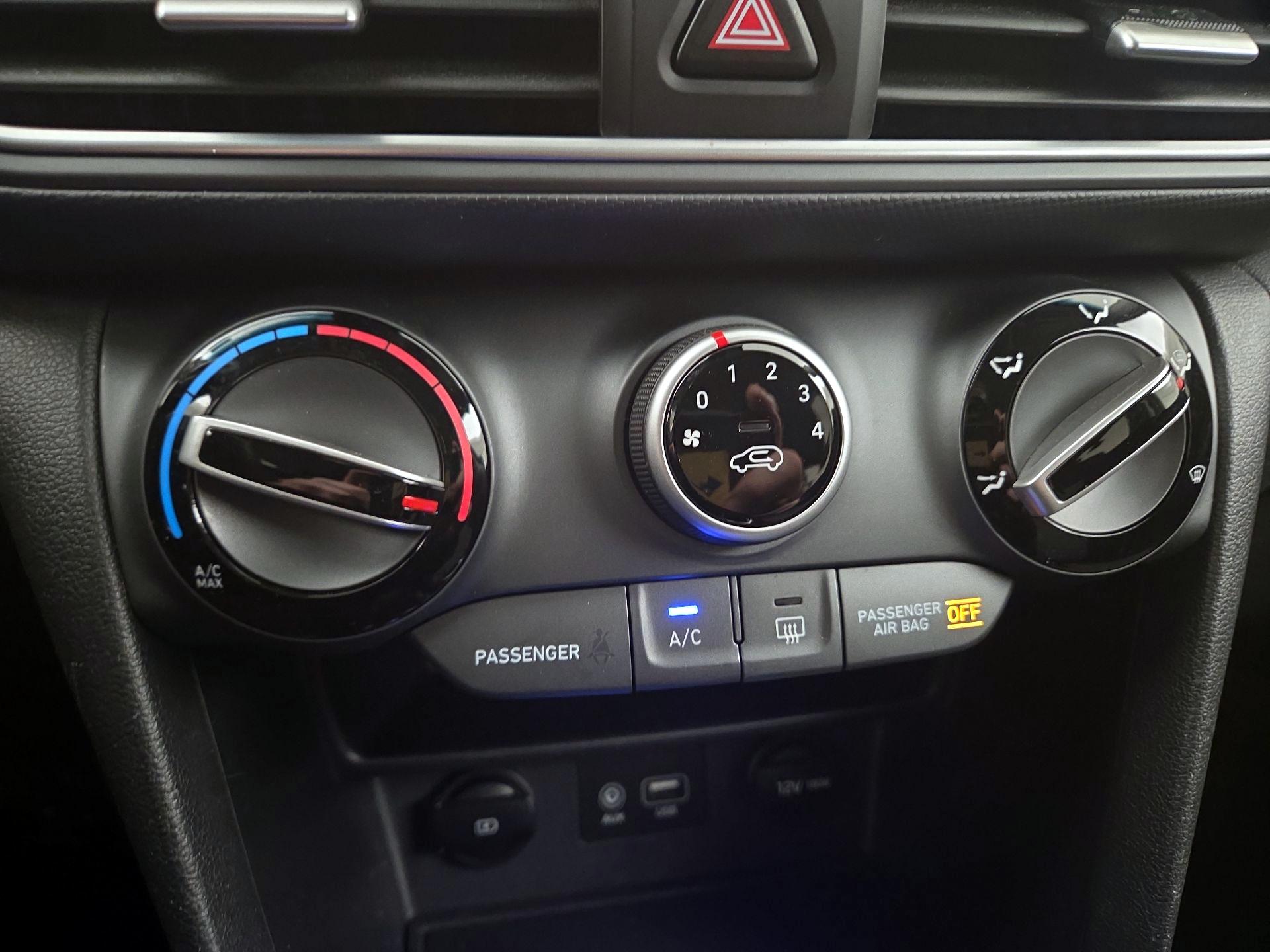 Thumbnail: 2020 Hyundai Kona - 16