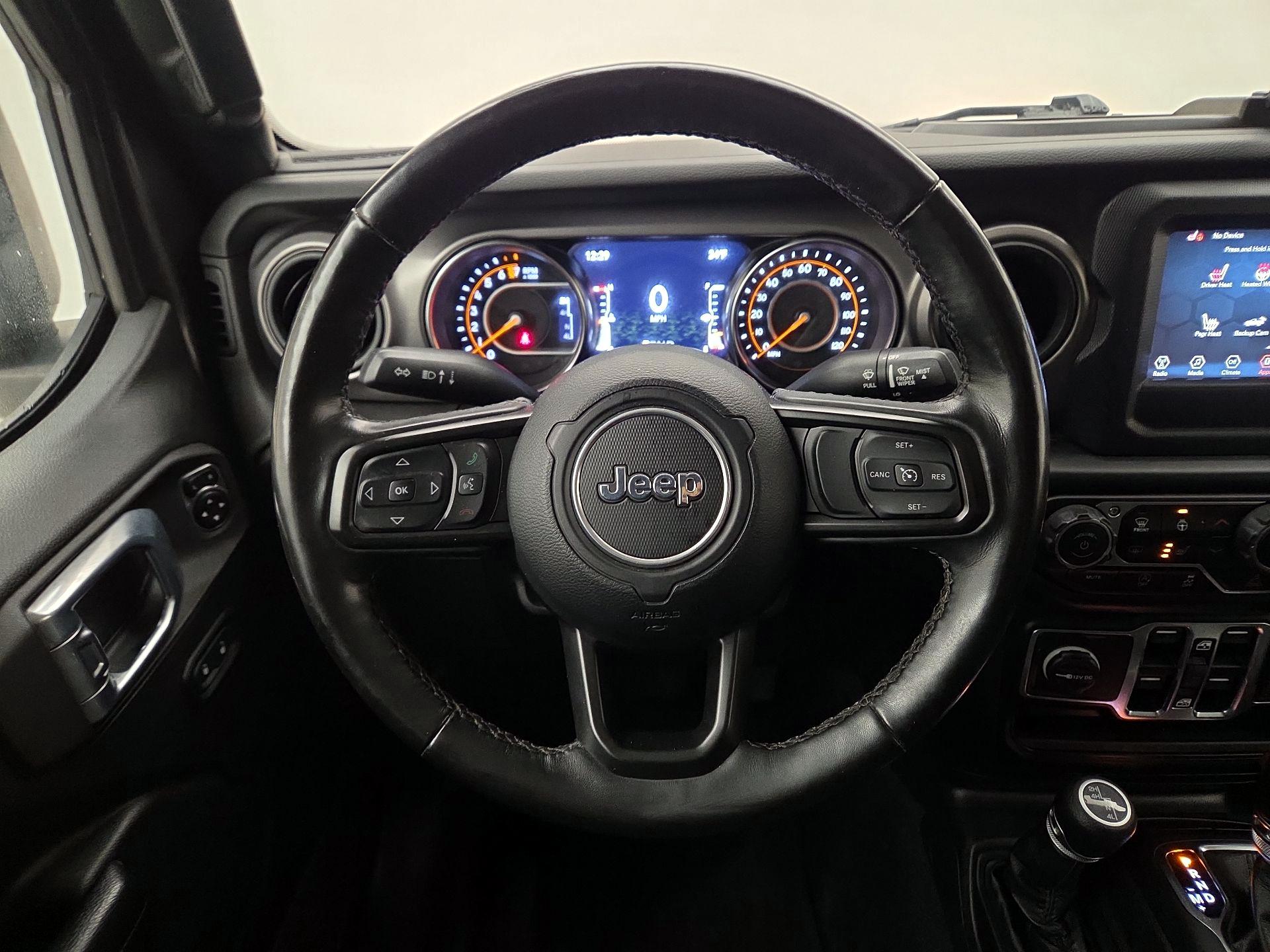 Thumbnail: 2021 Jeep Gladiator - 10