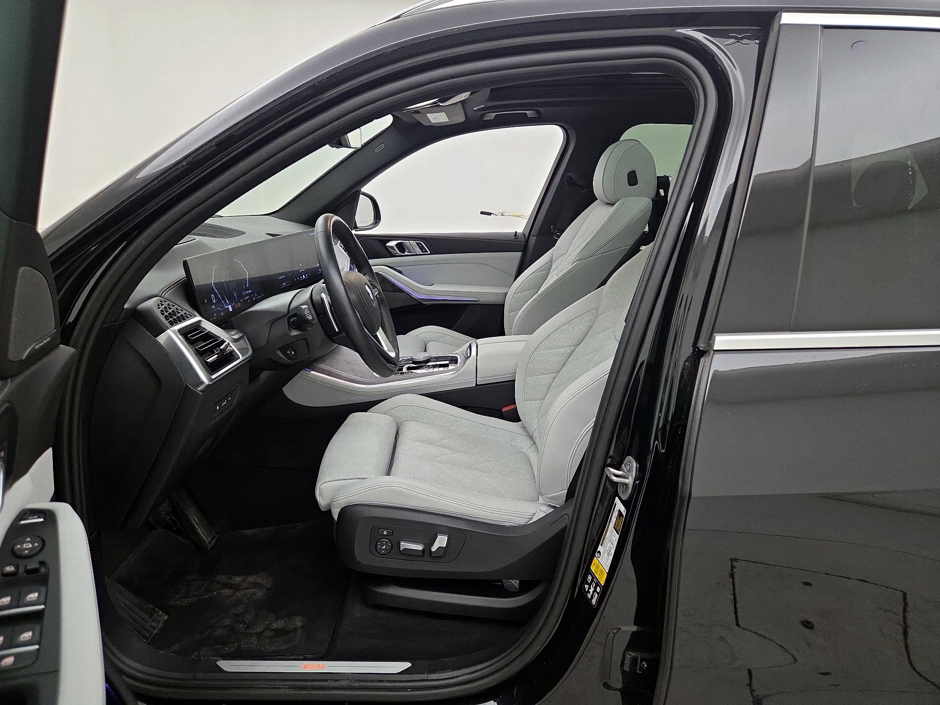 Thumbnail: 2024 BMW X5 - 11