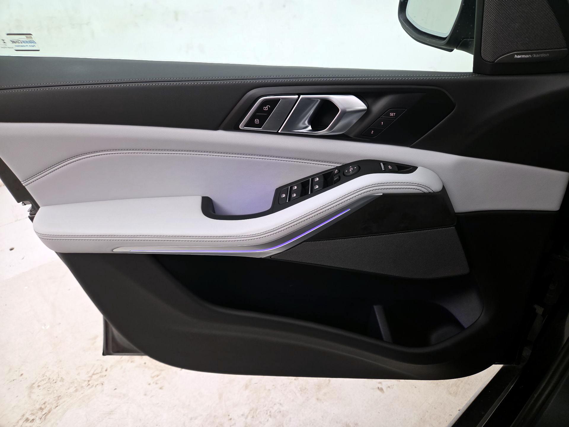 Thumbnail: 2024 BMW X5 - 12