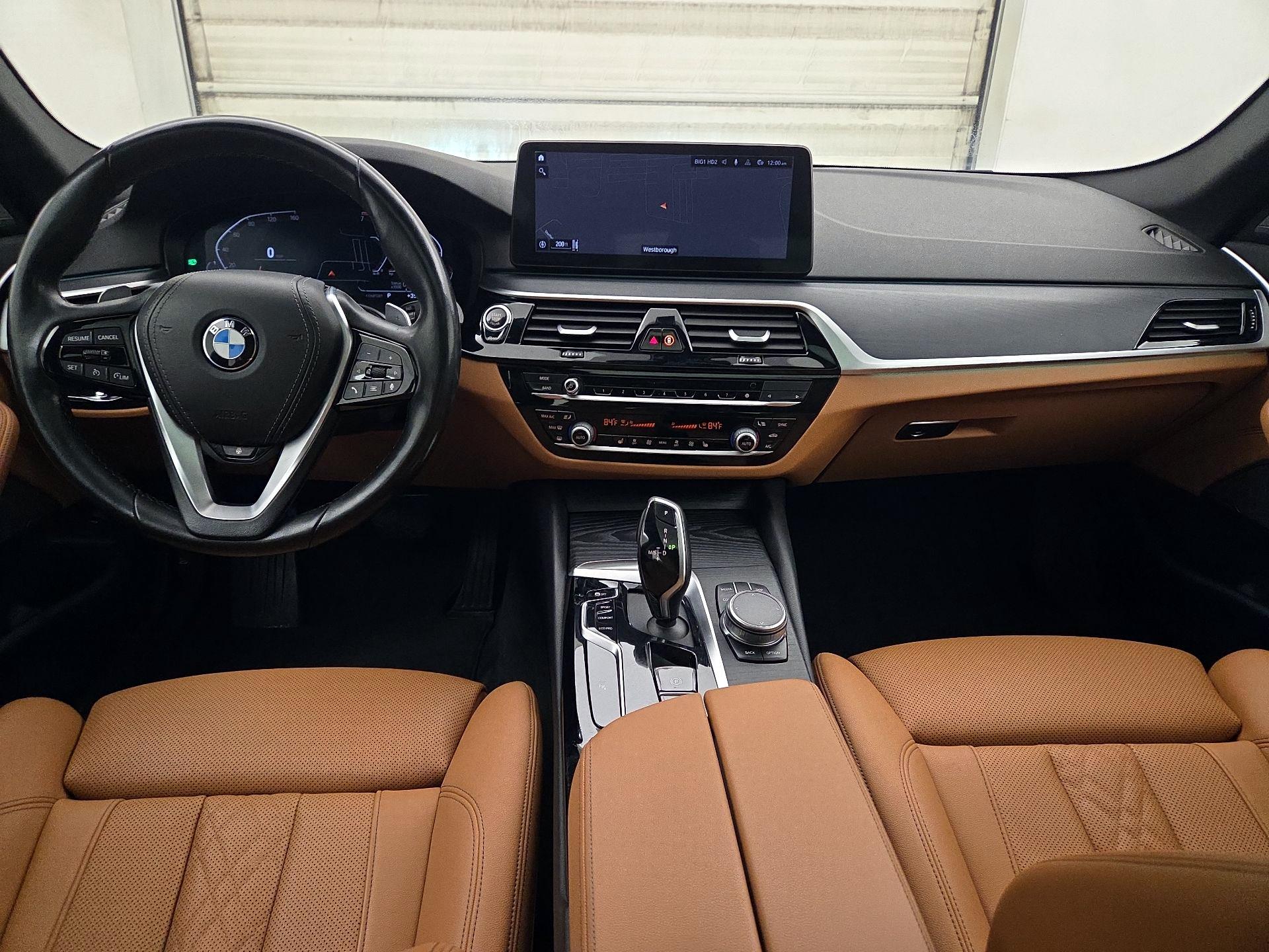 Thumbnail: 2022 BMW 5 Series - 9