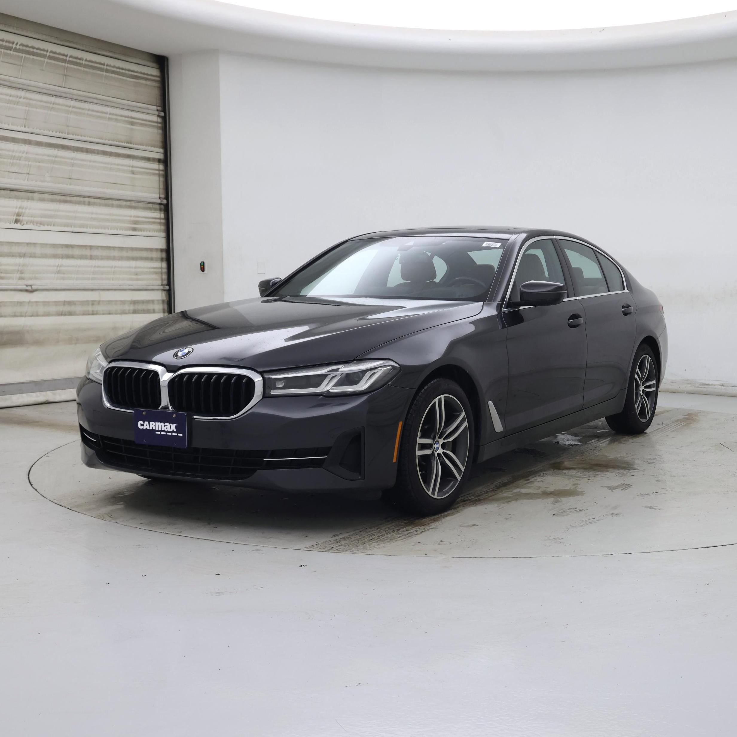 Thumbnail: 2022 BMW 5 Series - 4