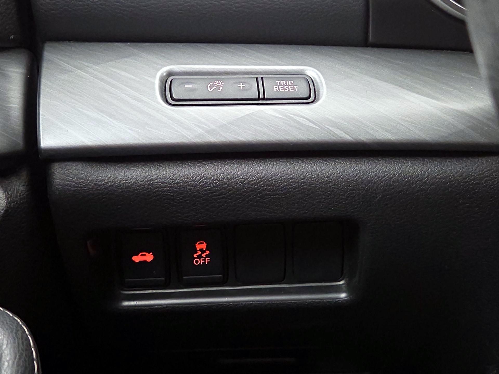 Thumbnail: 2018 Nissan Maxima - 13