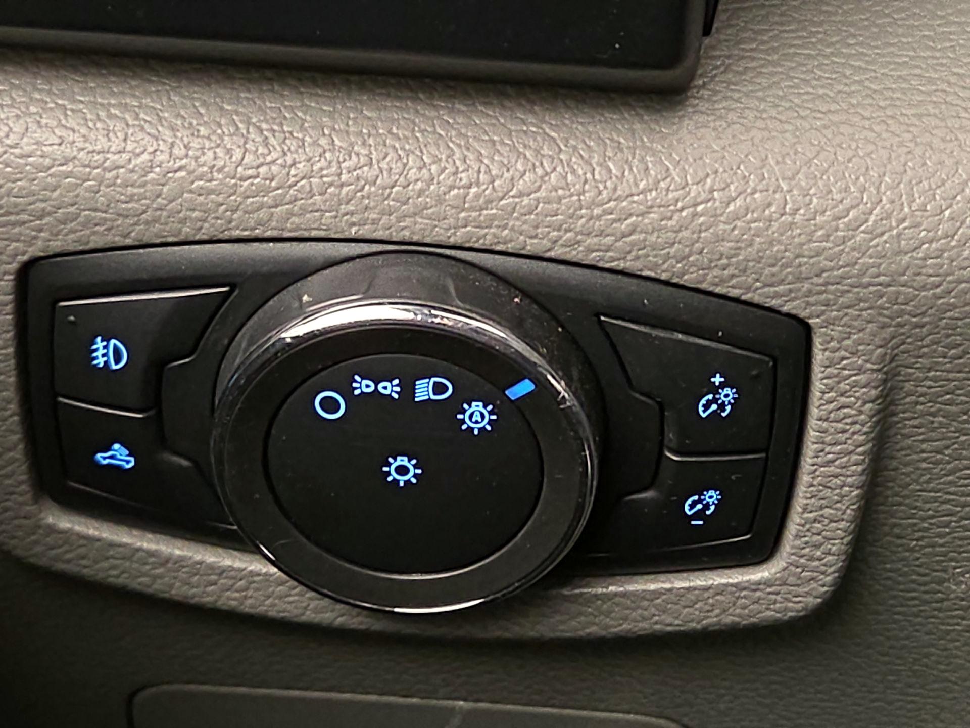 Thumbnail: 2016 Ford F-150 - 13