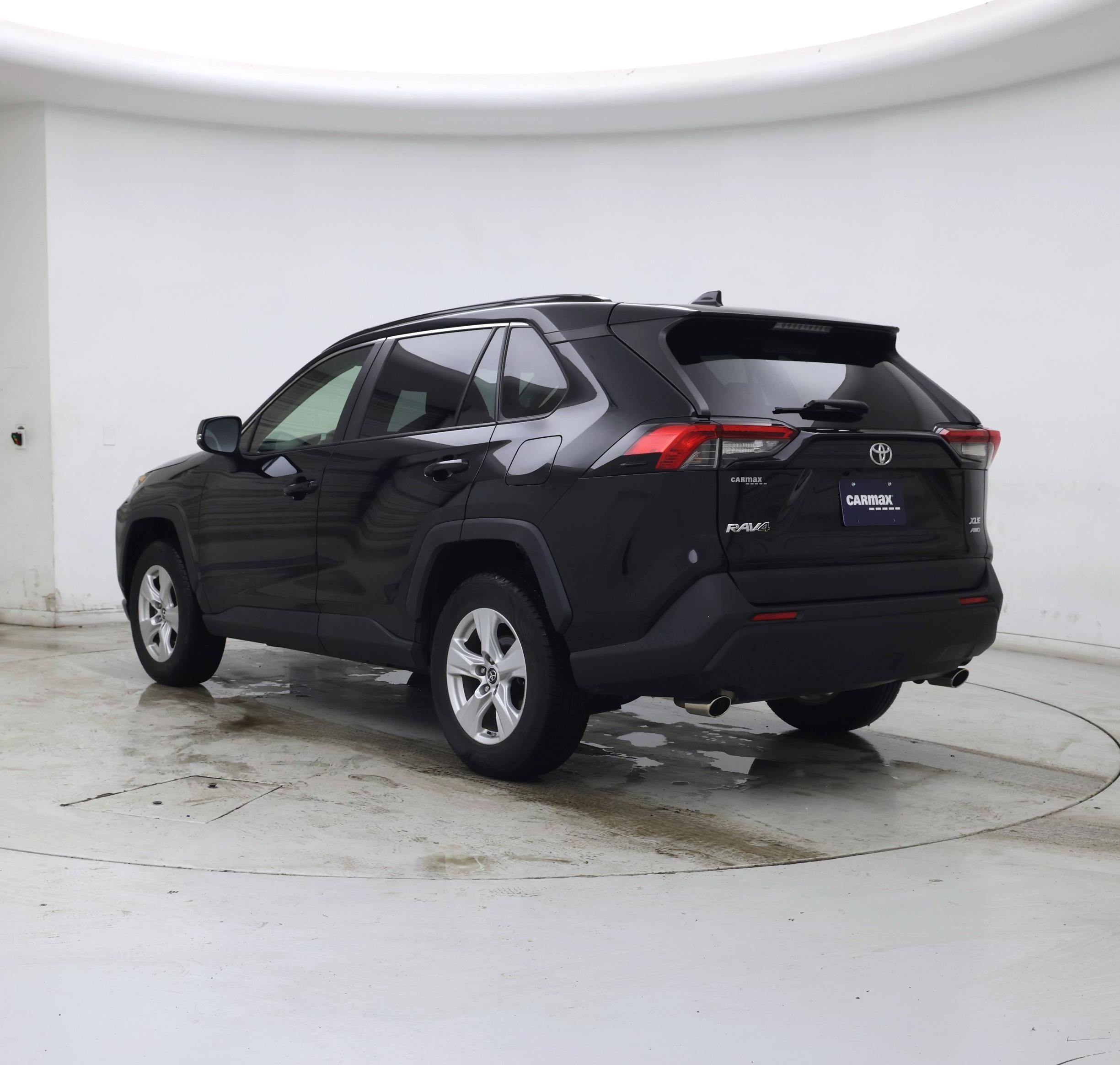 Thumbnail: 2019 Toyota RAV4 - 2