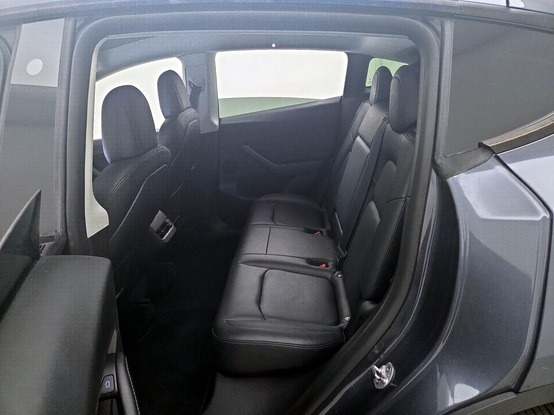 Thumbnail: 2022 Tesla Model Y - 19