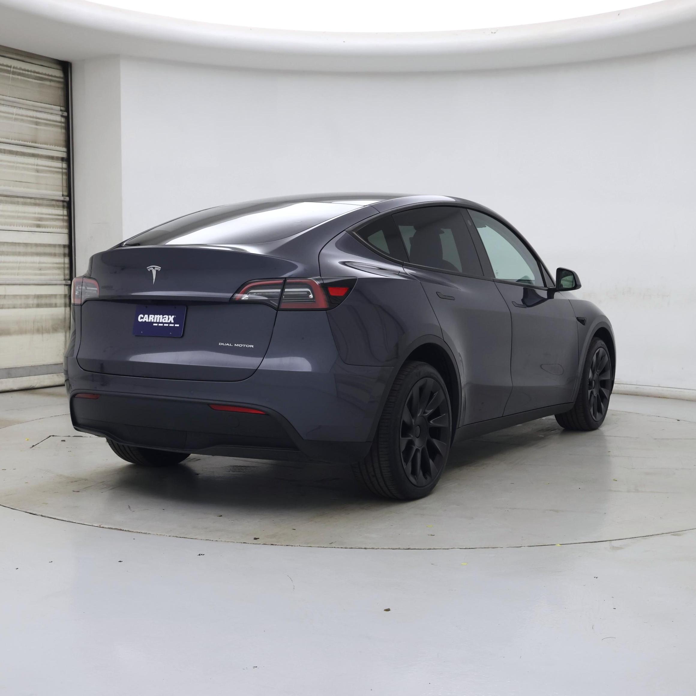 Thumbnail: 2022 Tesla Model Y - 8