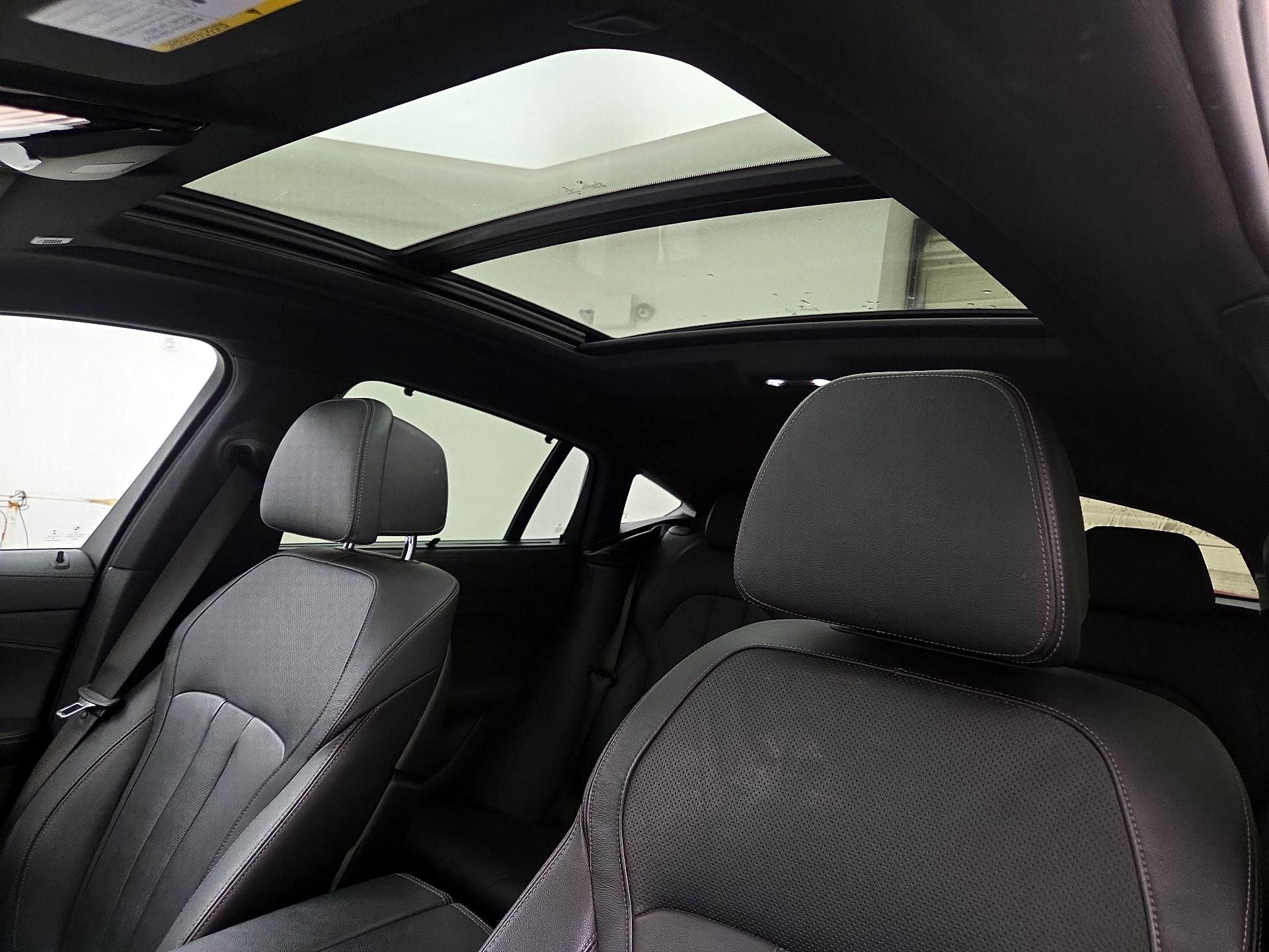 Thumbnail: 2021 BMW X6 - 20