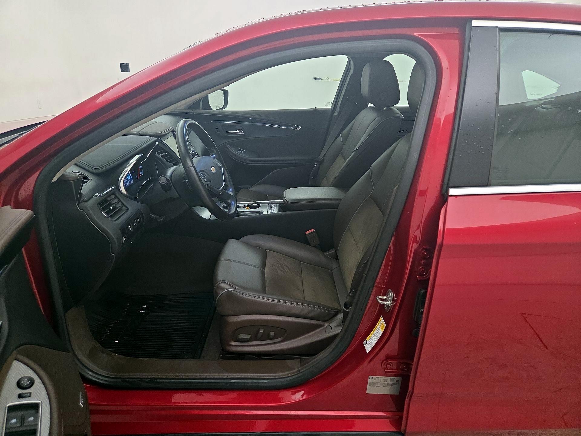 Thumbnail: 2015 Chevrolet Impala - 11