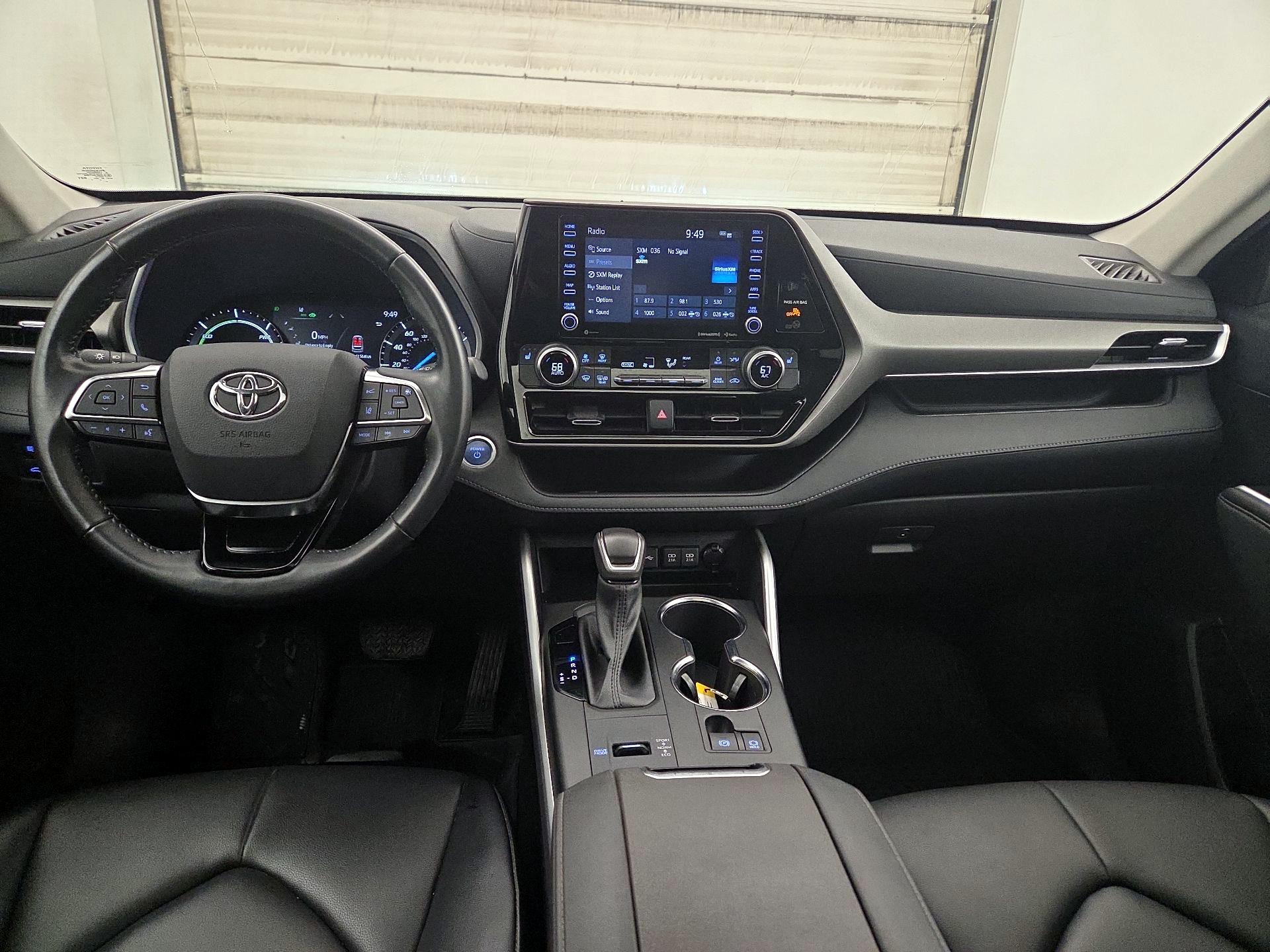 Thumbnail: 2021 Toyota Highlander - 9