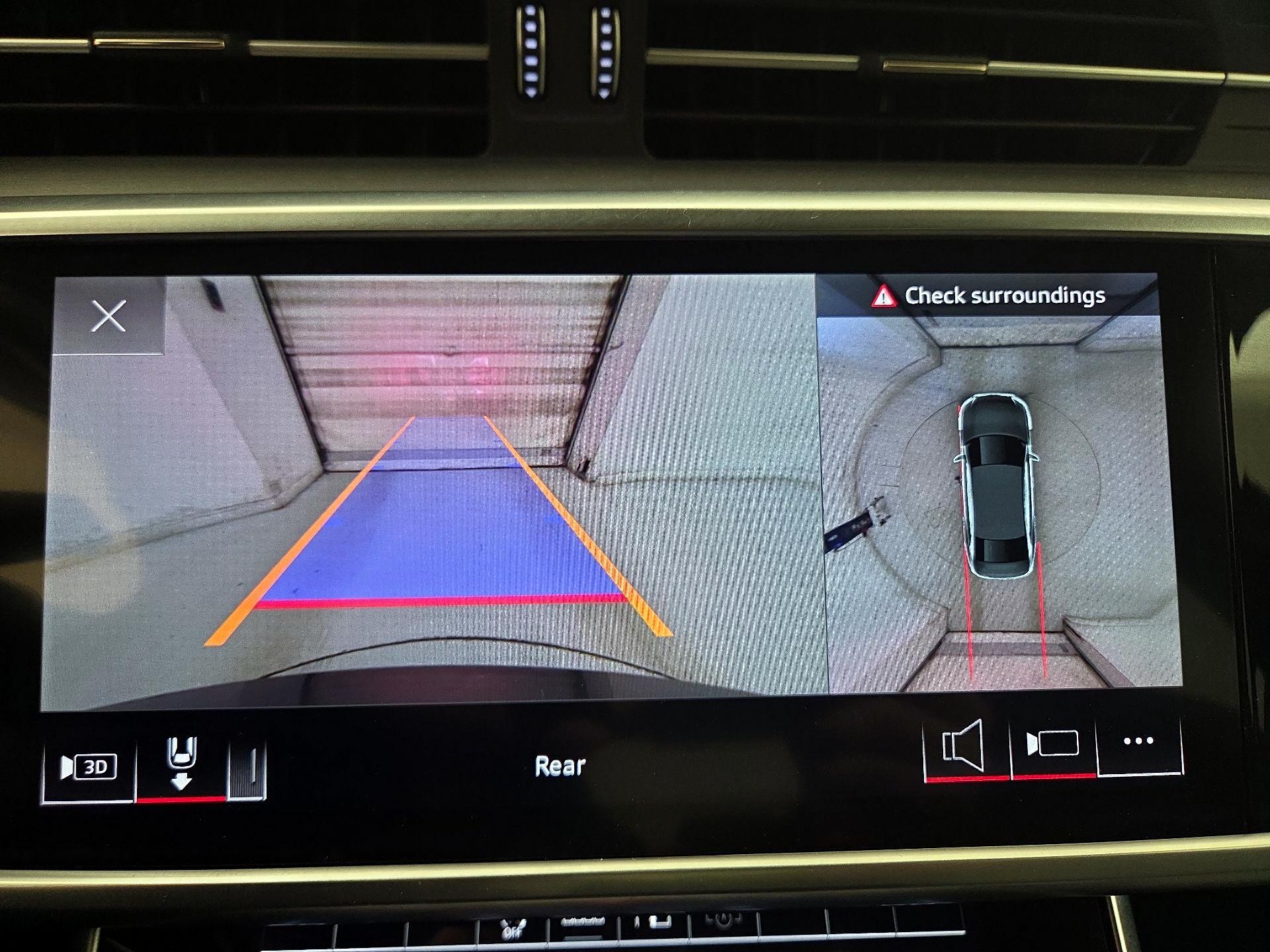 Thumbnail: 2021 Audi S6 - 15