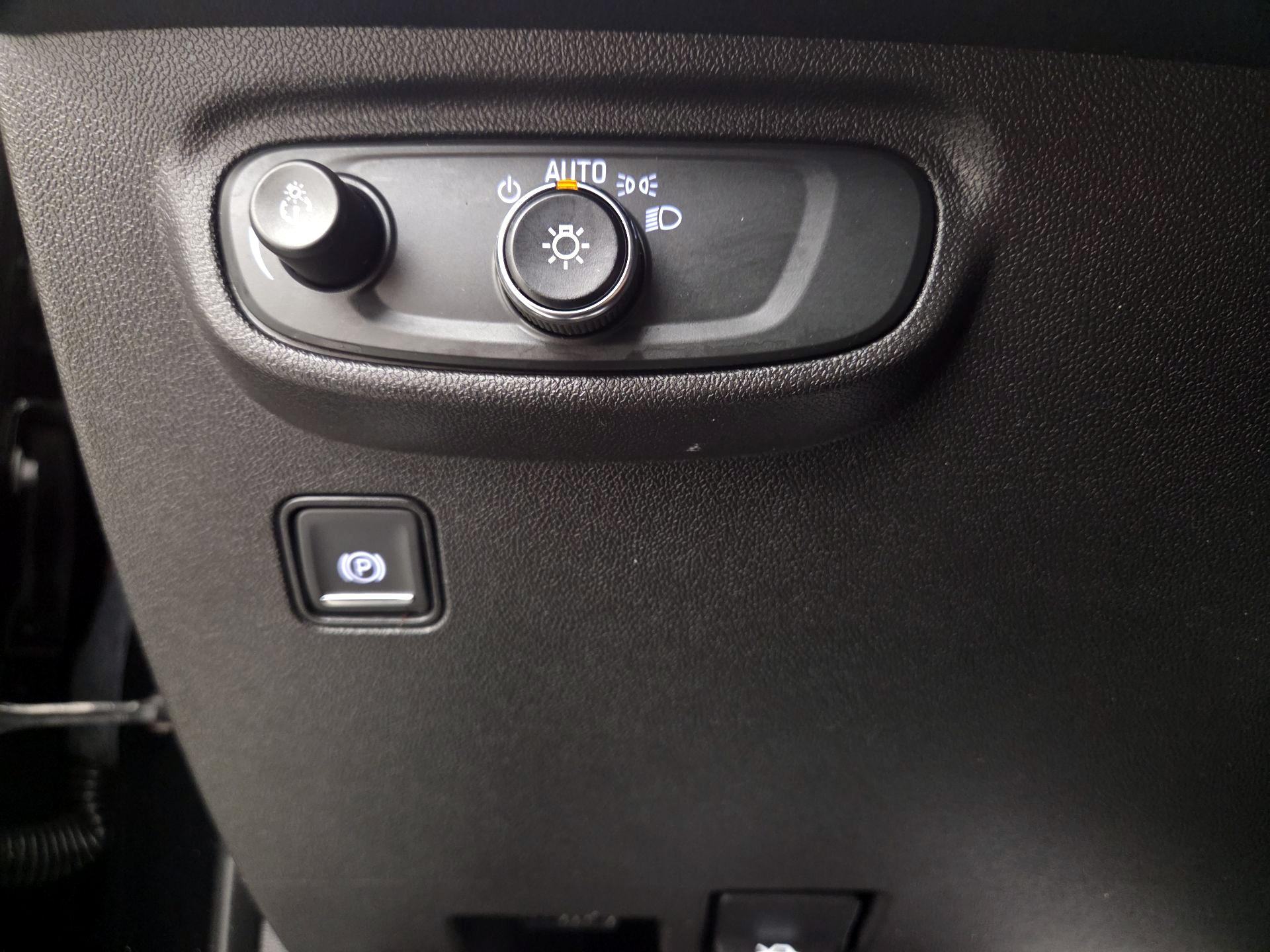 Thumbnail: 2021 GMC Terrain - 13