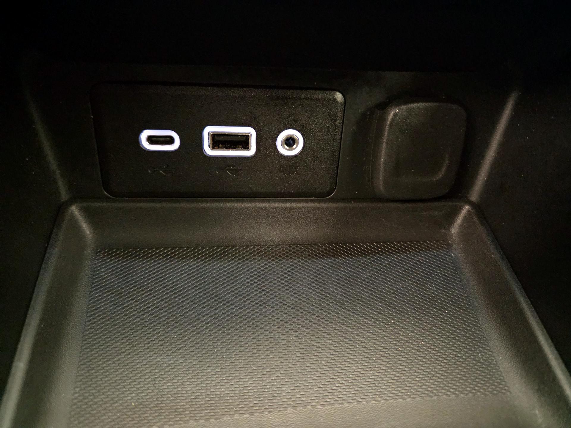 Thumbnail: 2021 GMC Terrain - 18