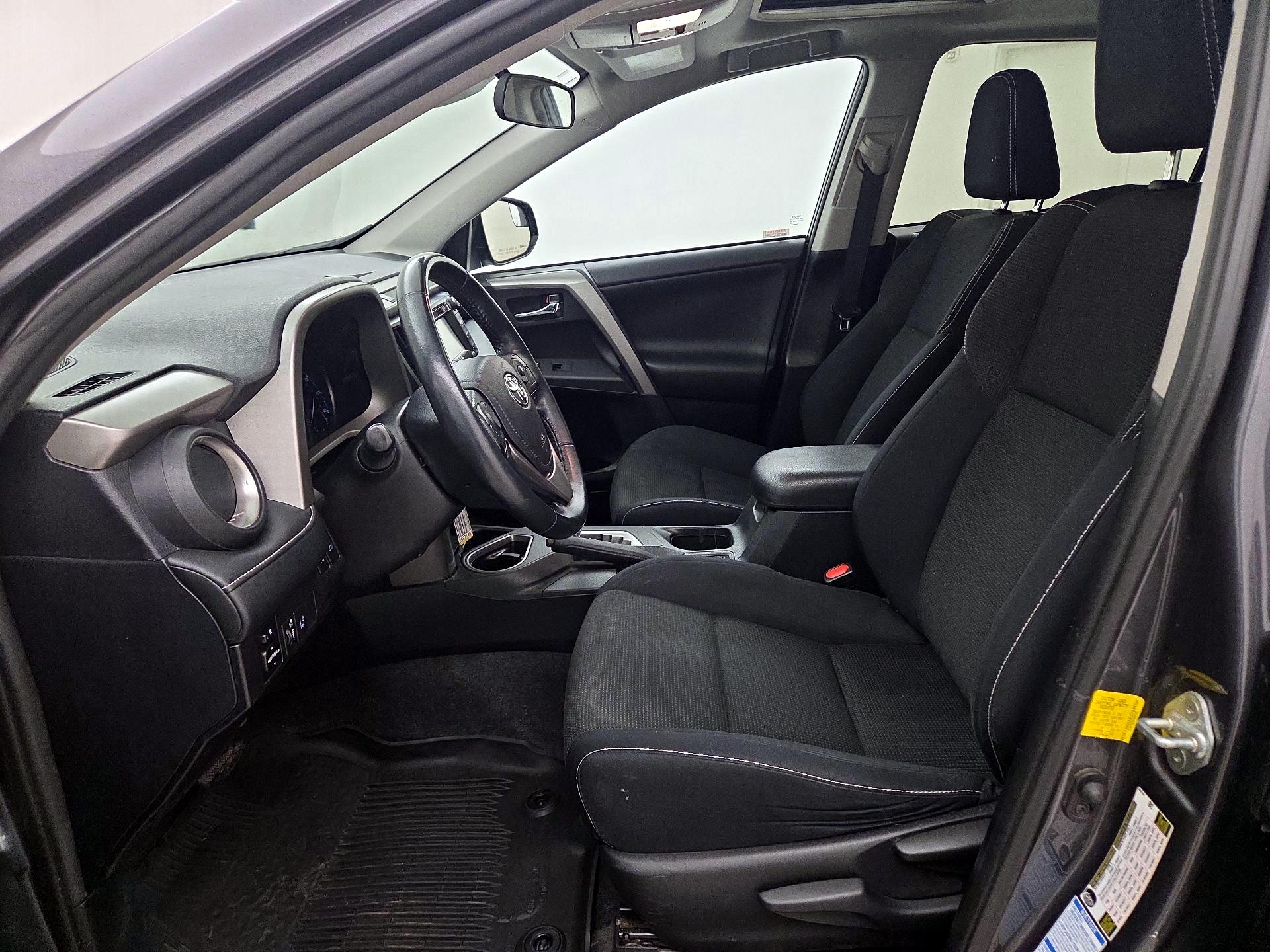 Thumbnail: 2017 Toyota RAV4 - 11