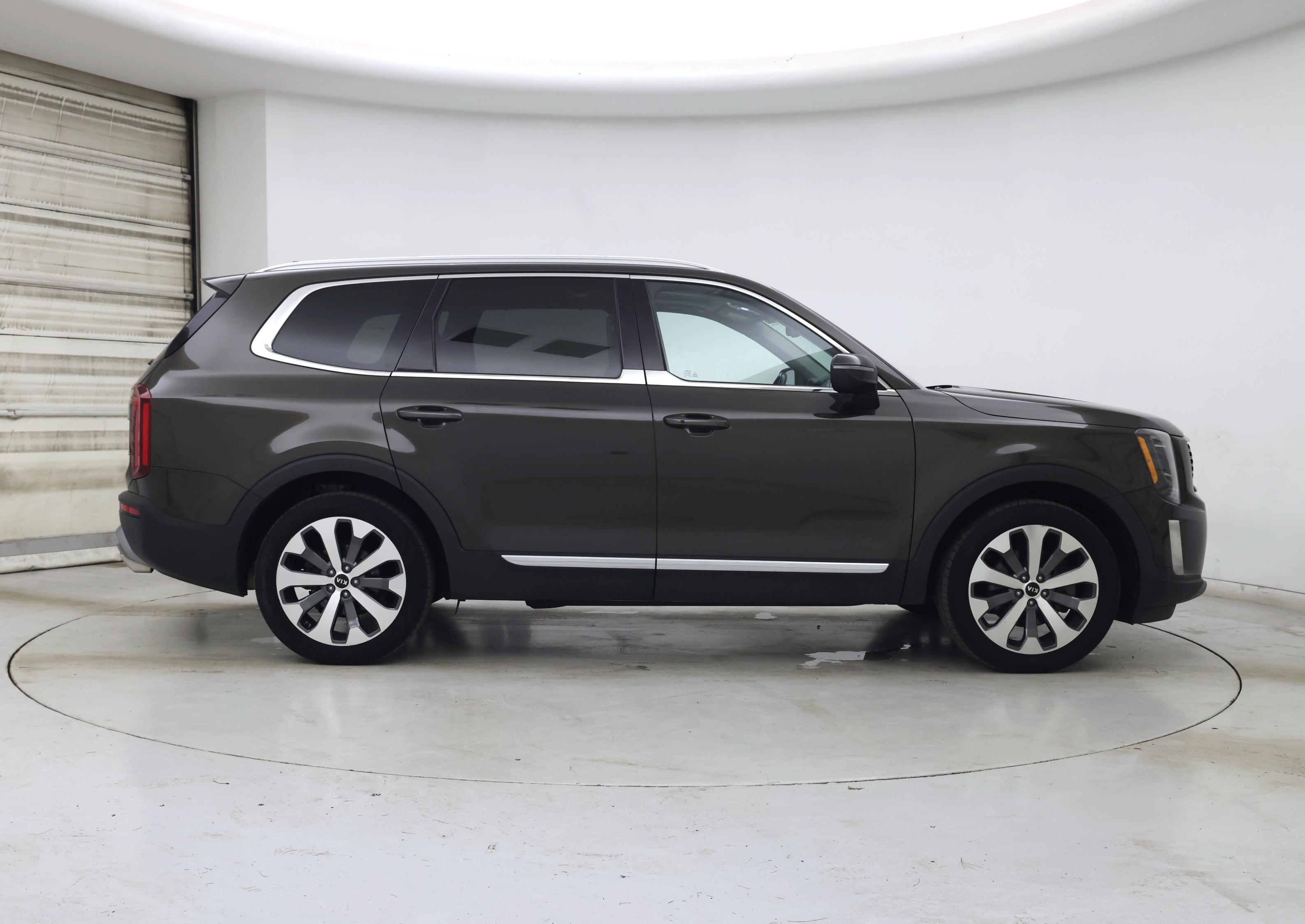 Thumbnail: 2020 Kia Telluride - 7