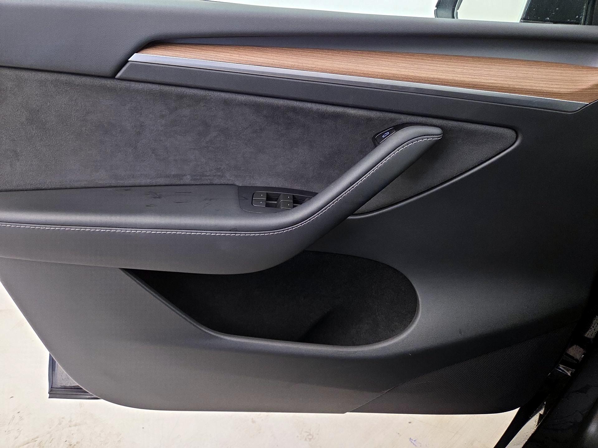 Thumbnail: 2024 Tesla Model Y - 12