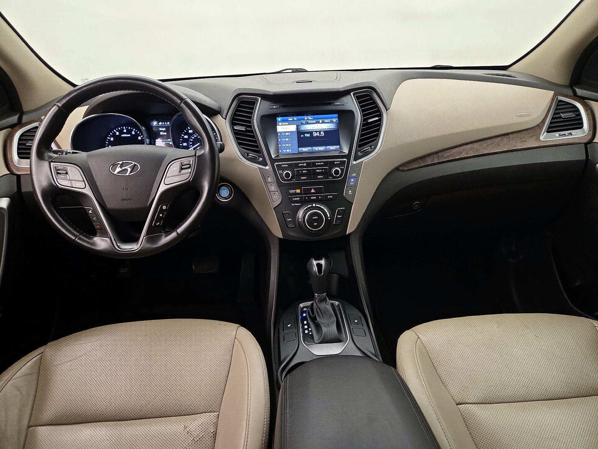 Thumbnail: 2017 Hyundai Santa Fe - 9