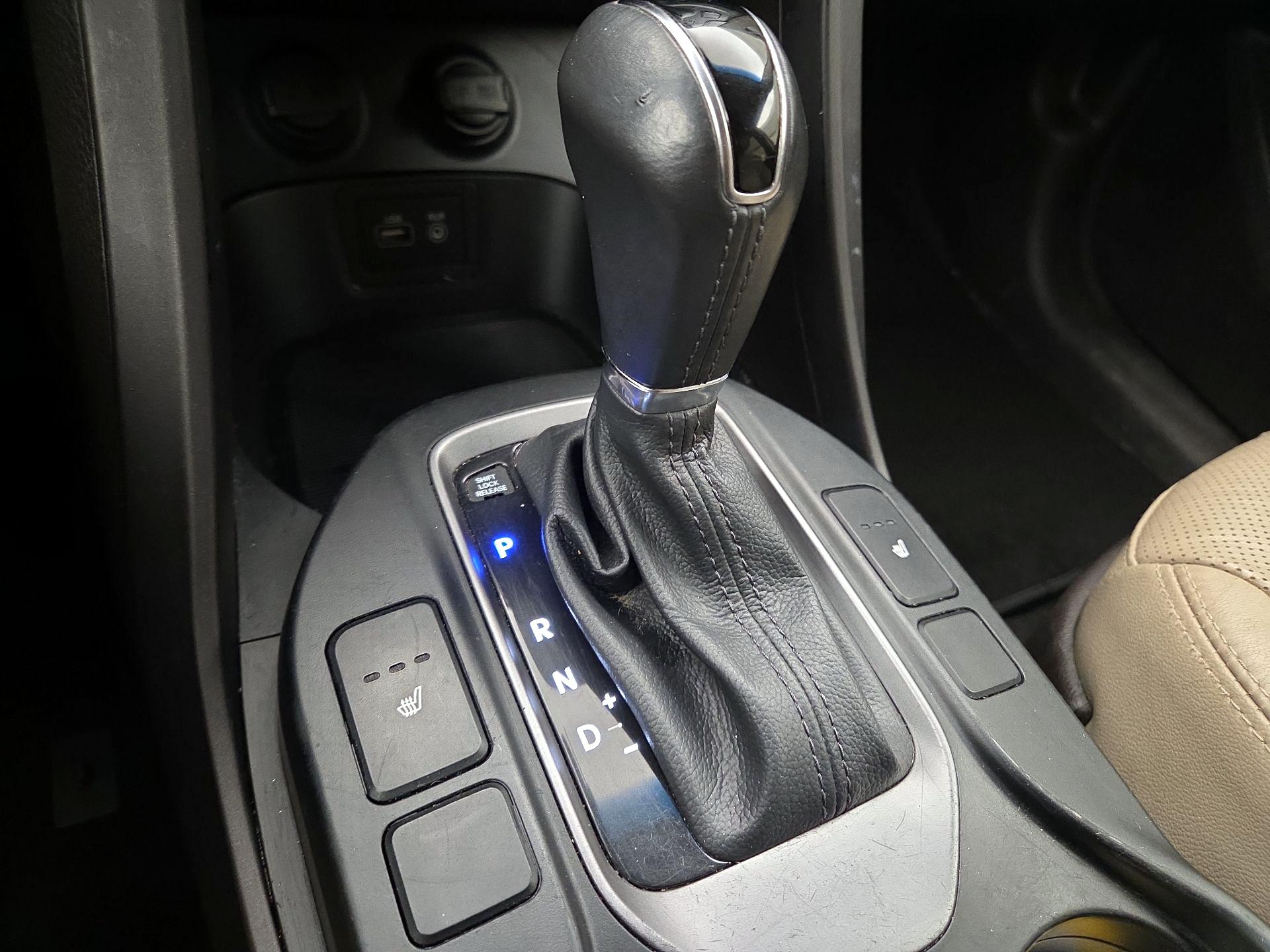 Thumbnail: 2017 Hyundai Santa Fe - 17