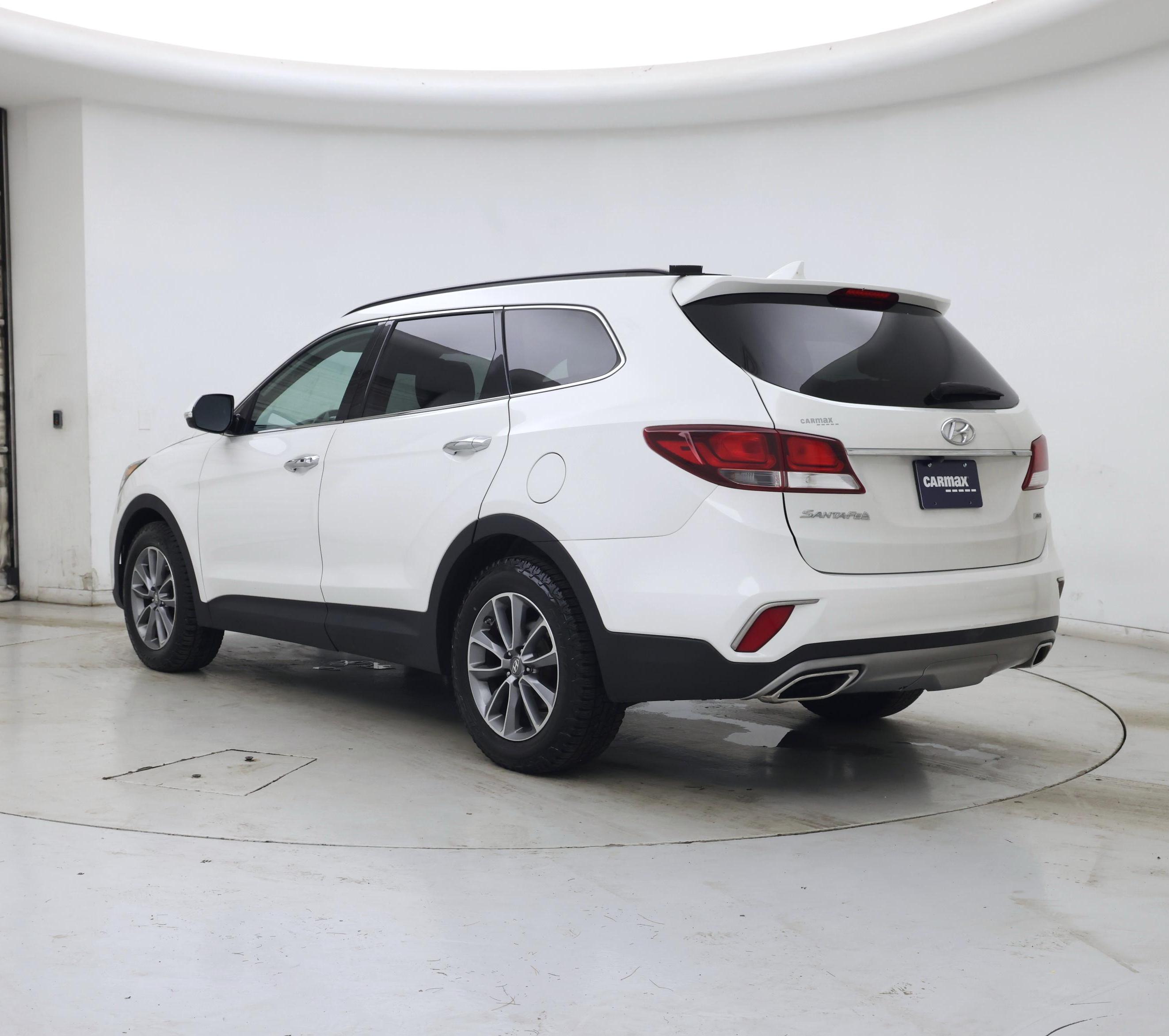 Thumbnail: 2017 Hyundai Santa Fe - 2