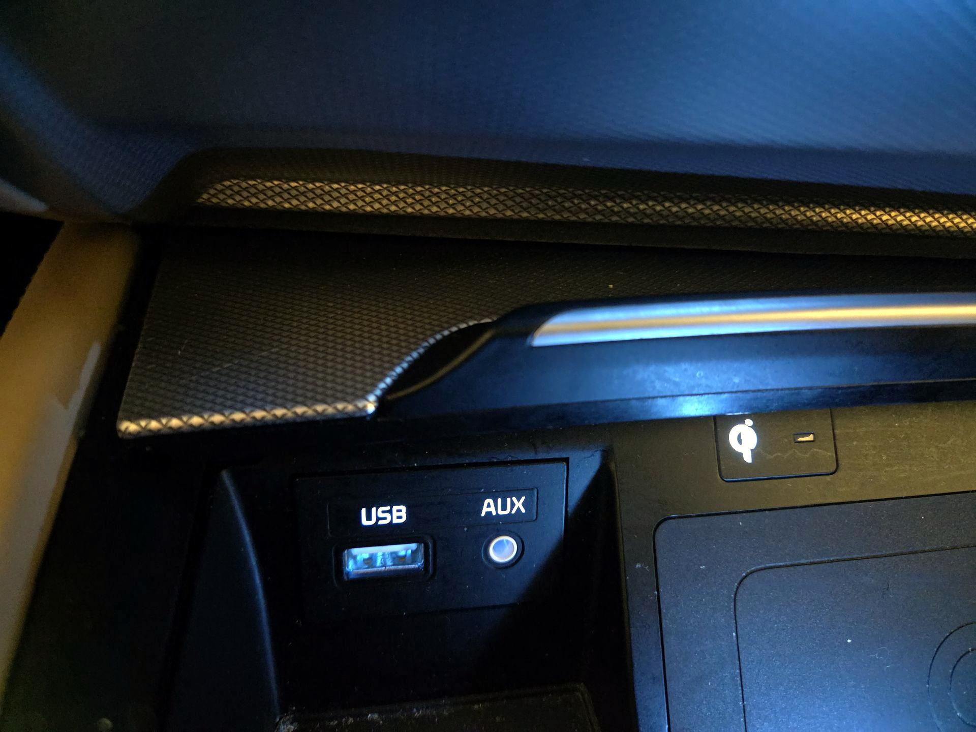 Thumbnail: 2018 Genesis G80 - 19