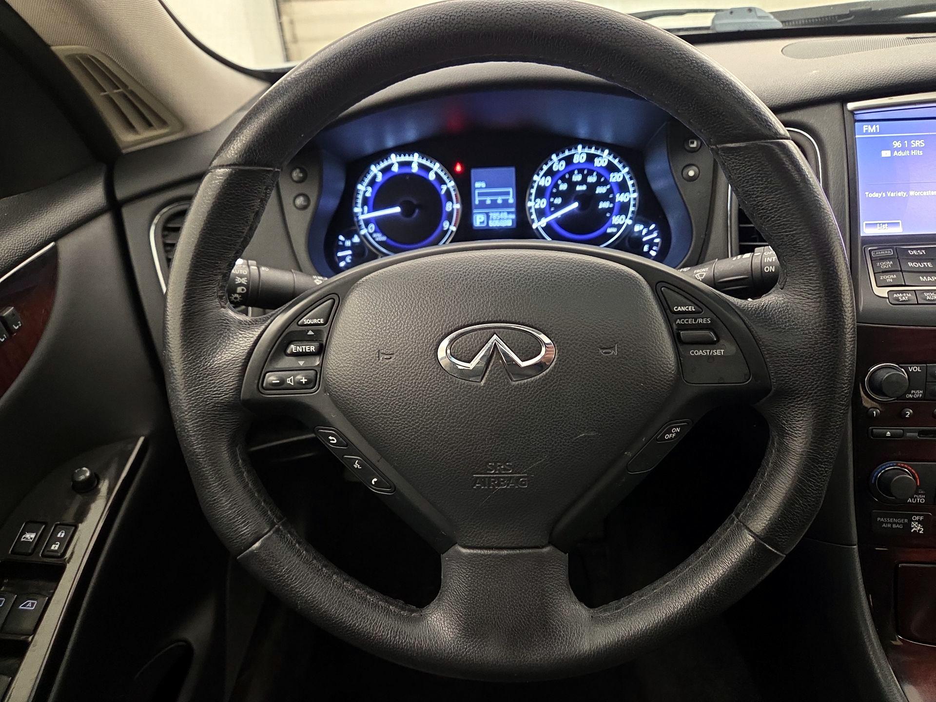 Thumbnail: 2017 INFINITI QX50 - 10