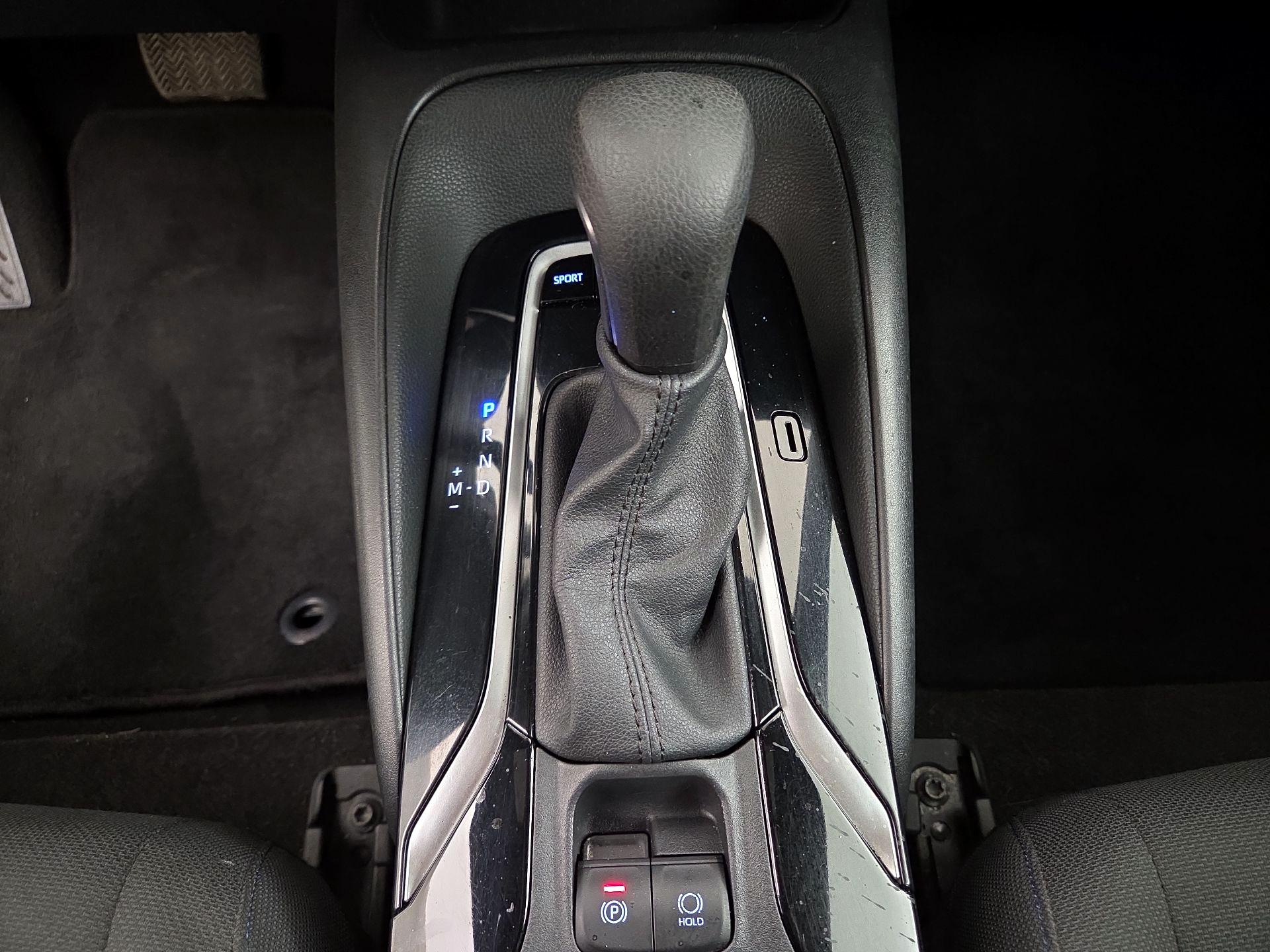 Thumbnail: 2021 Toyota Corolla - 17