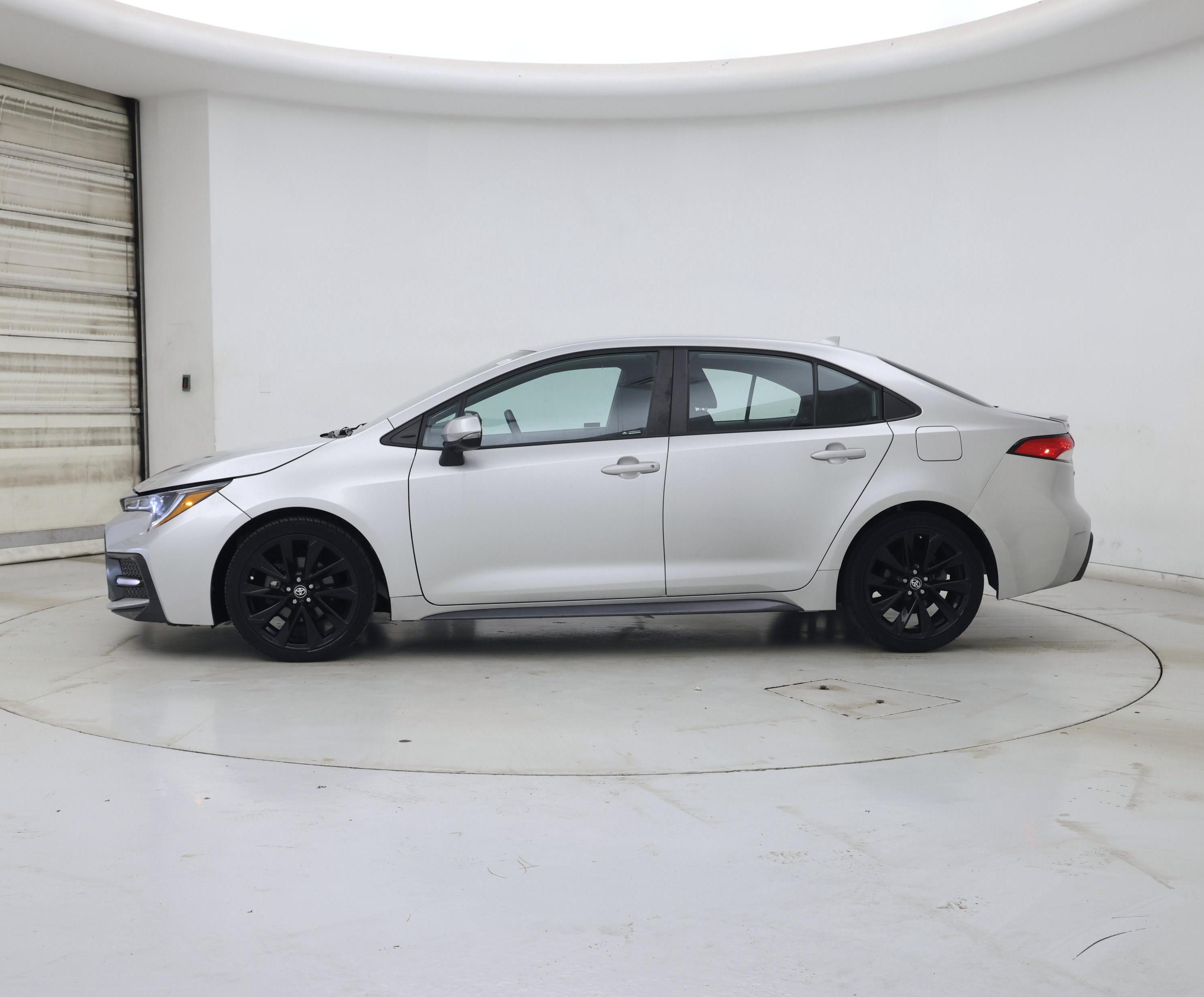 Thumbnail: 2021 Toyota Corolla - 3