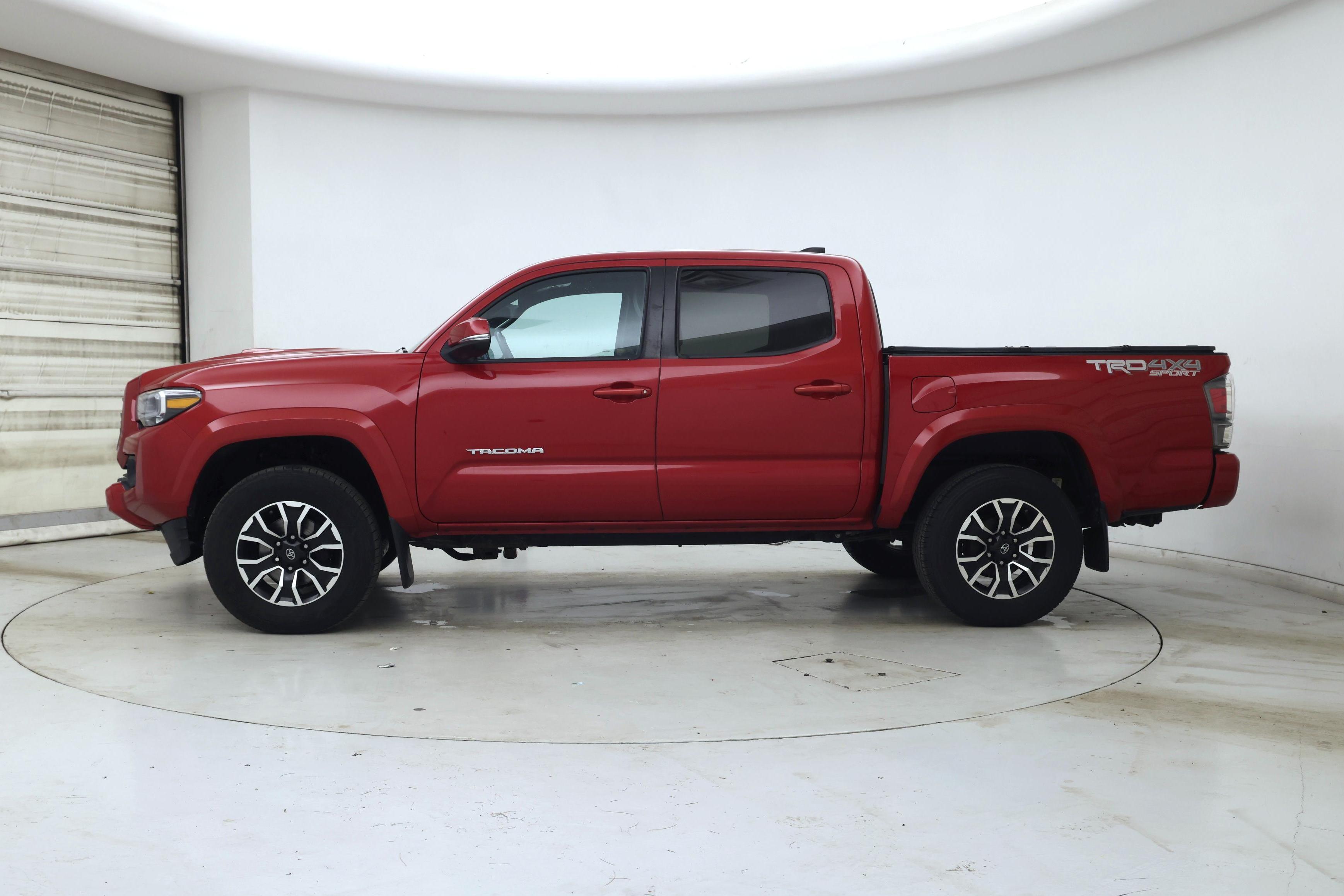Thumbnail: 2021 Toyota Tacoma - 3