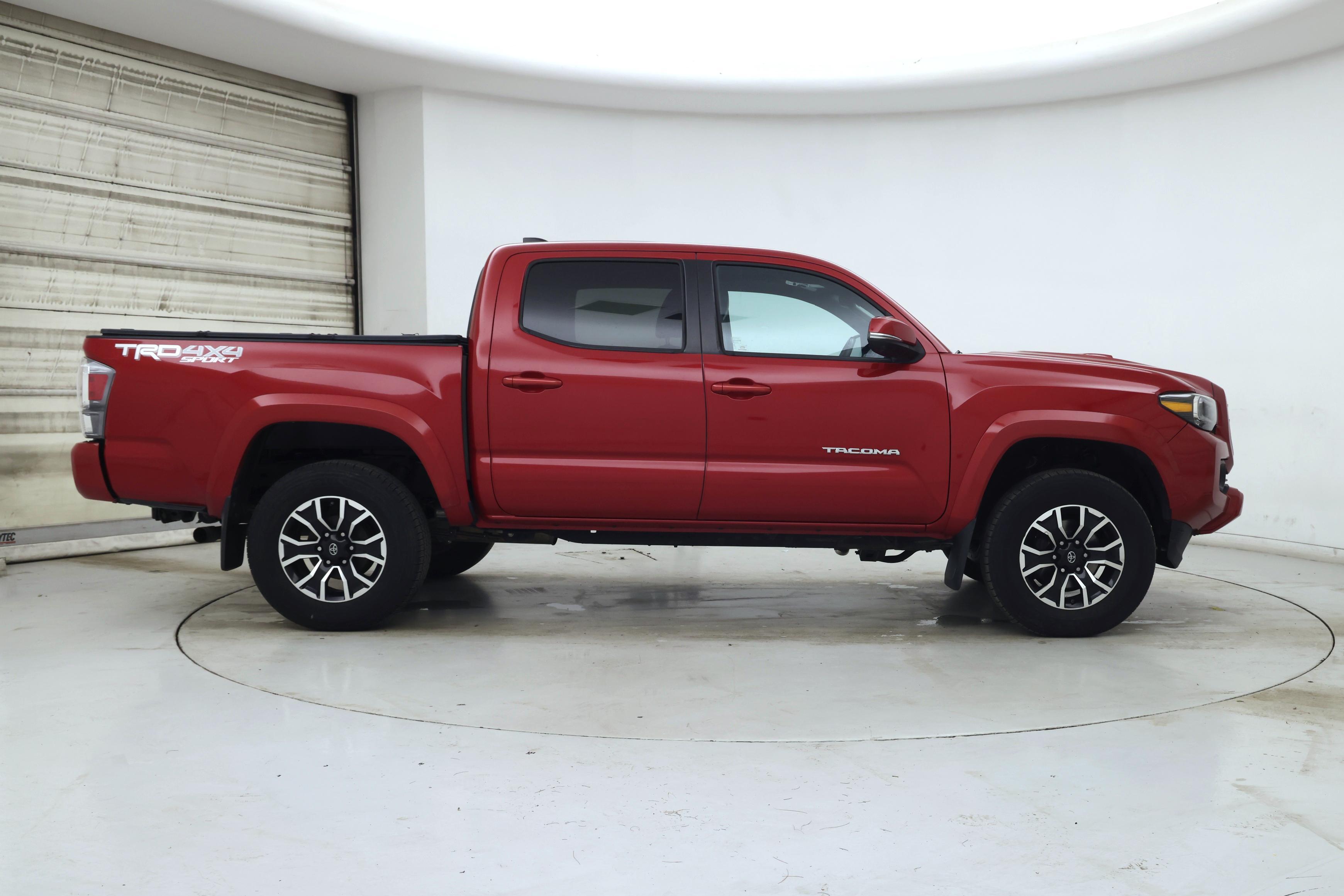 Thumbnail: 2021 Toyota Tacoma - 7