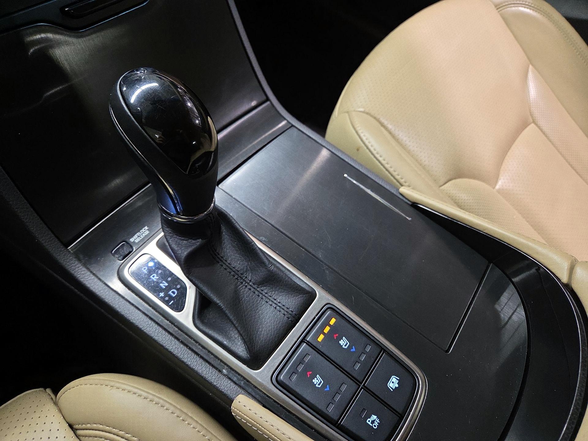 Thumbnail: 2014 Hyundai Azera - 17