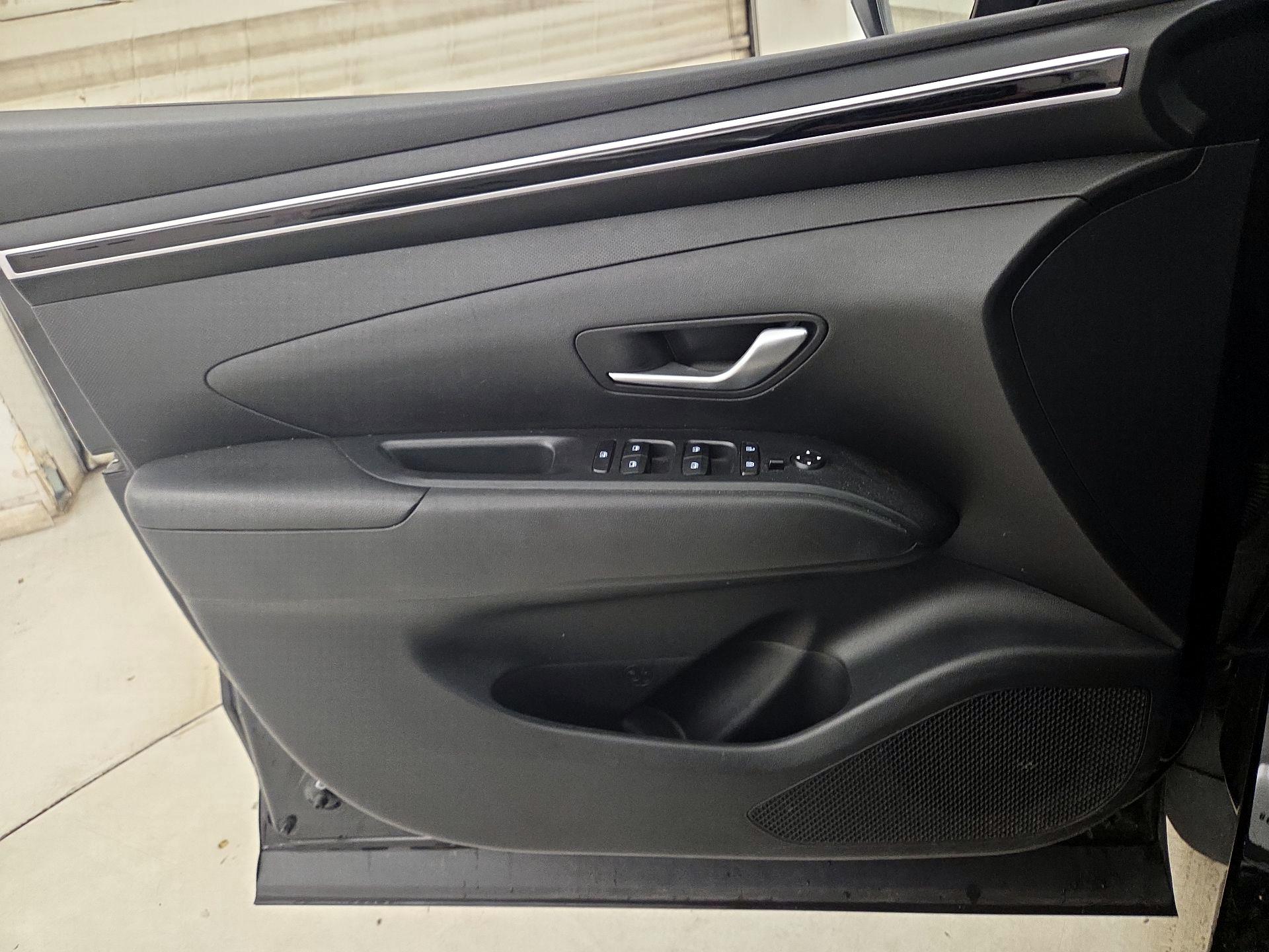 Thumbnail: 2023 Hyundai Santa Cruz - 12