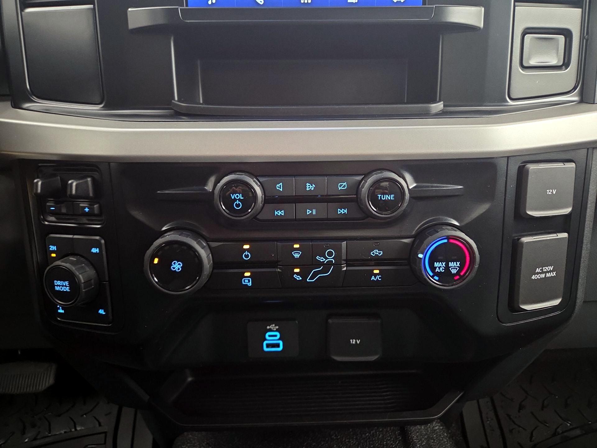 Thumbnail: 2024 Ford F-350 - 16