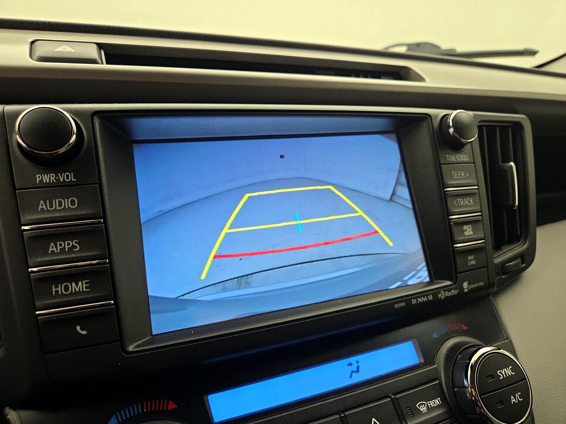 Thumbnail: 2018 Toyota RAV4 - 15