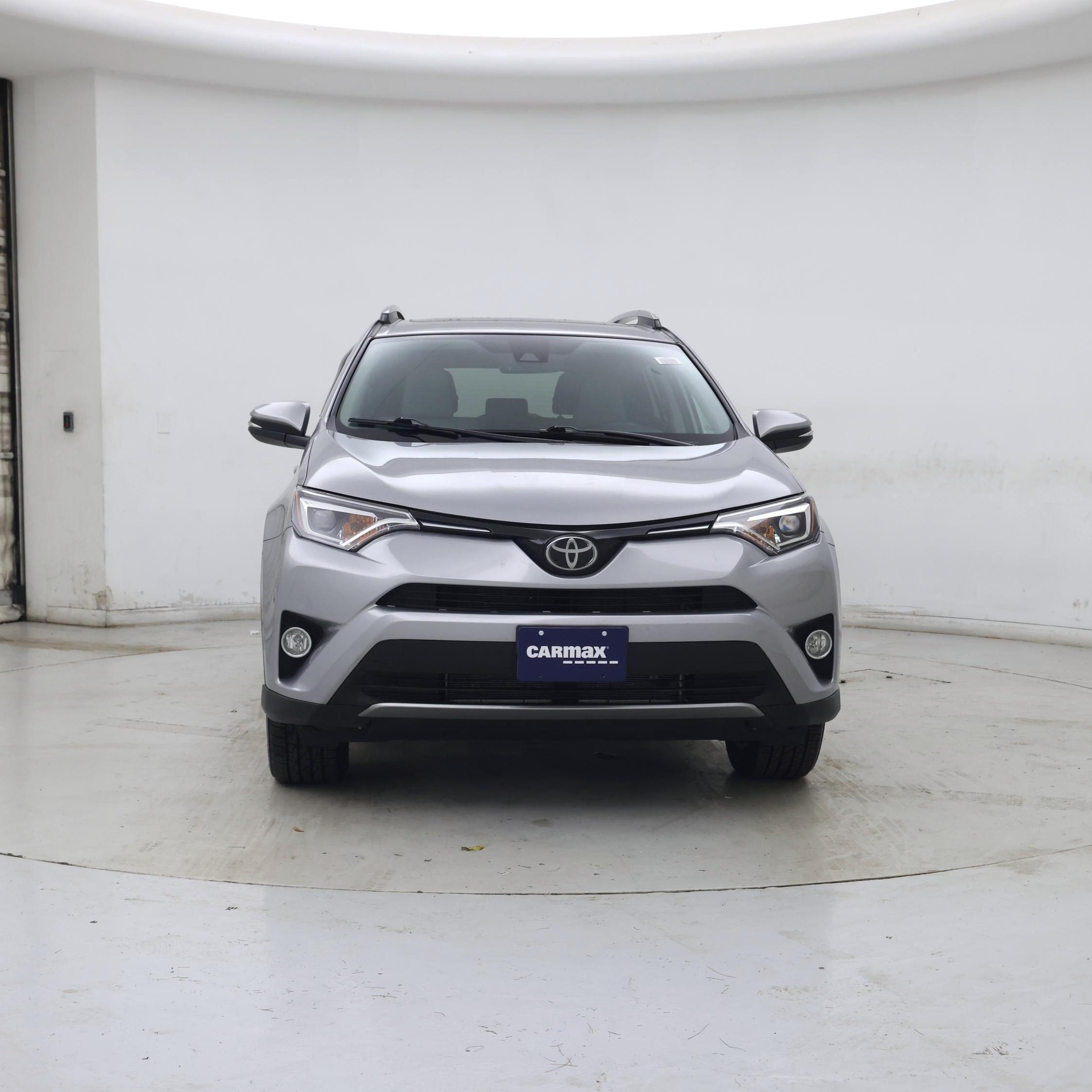 Thumbnail: 2018 Toyota RAV4 - 5