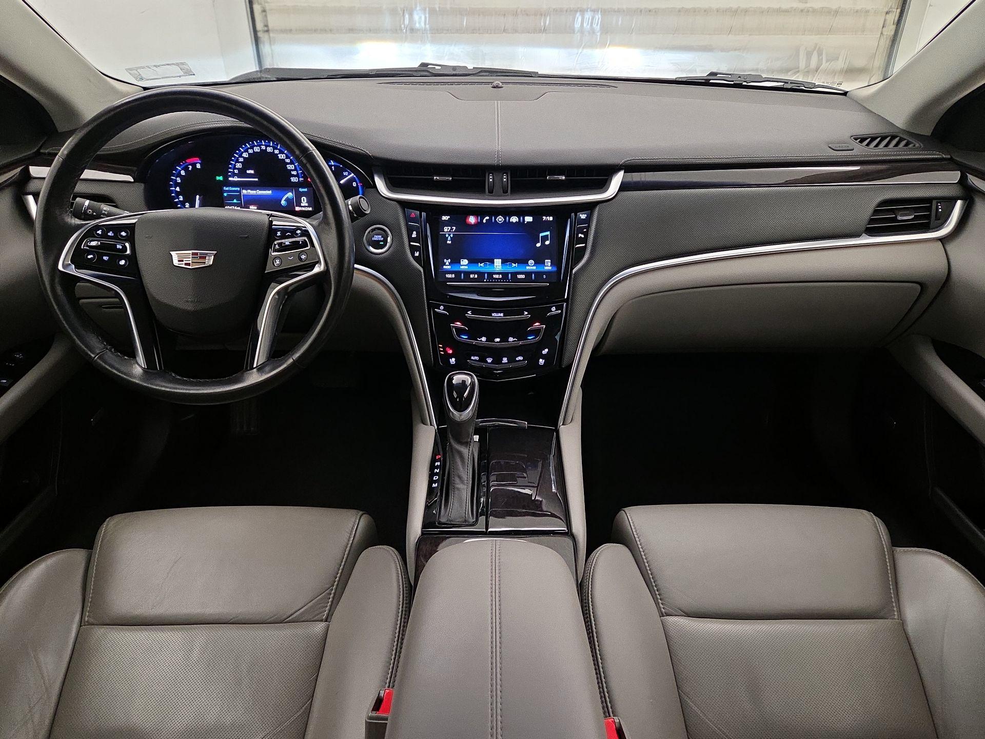 Thumbnail: 2016 Cadillac XTS - 9