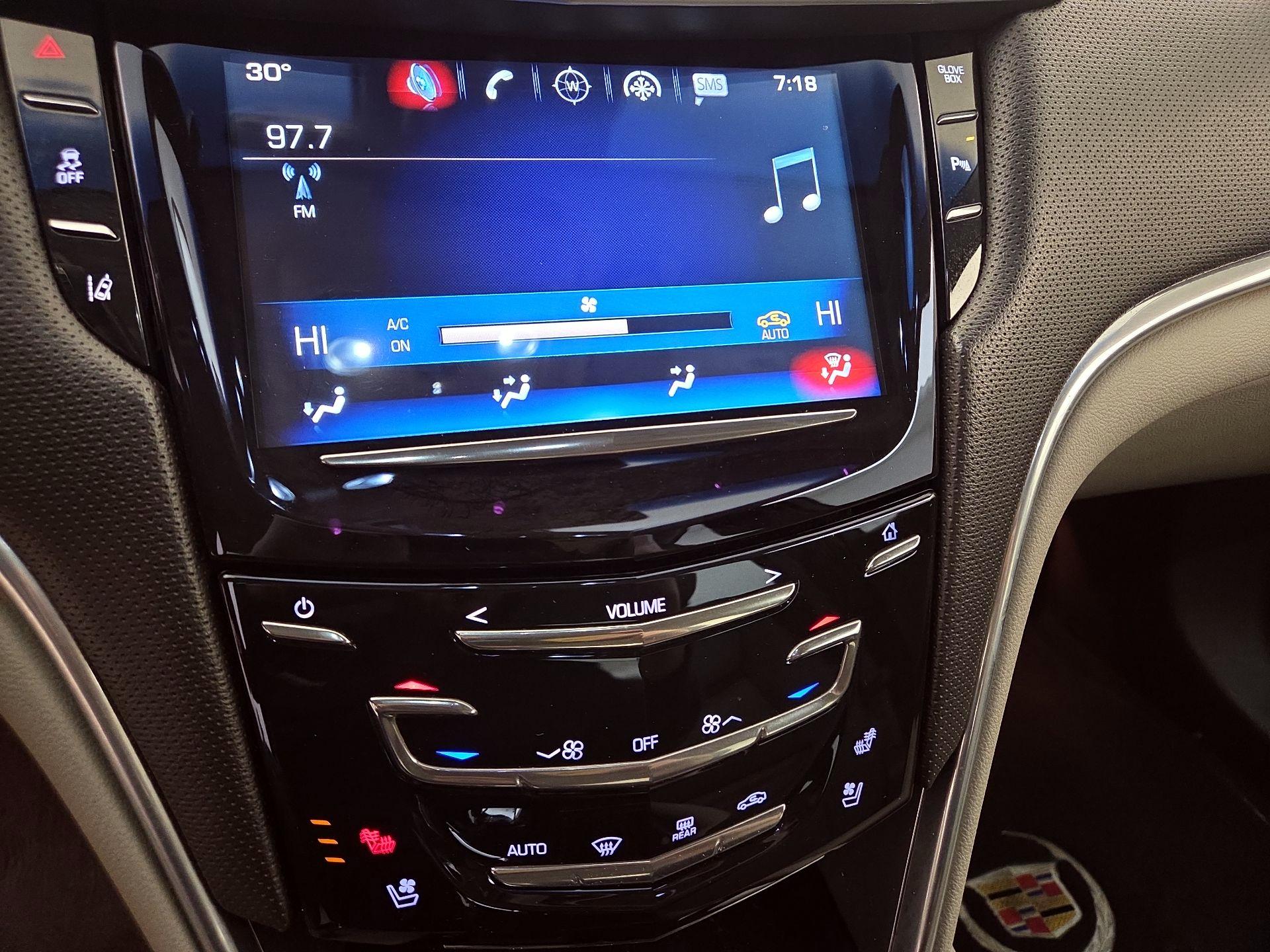 Thumbnail: 2016 Cadillac XTS - 16