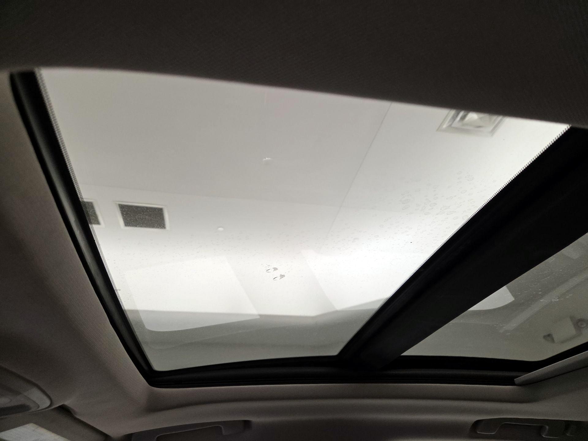 Thumbnail: 2016 Cadillac XTS - 18