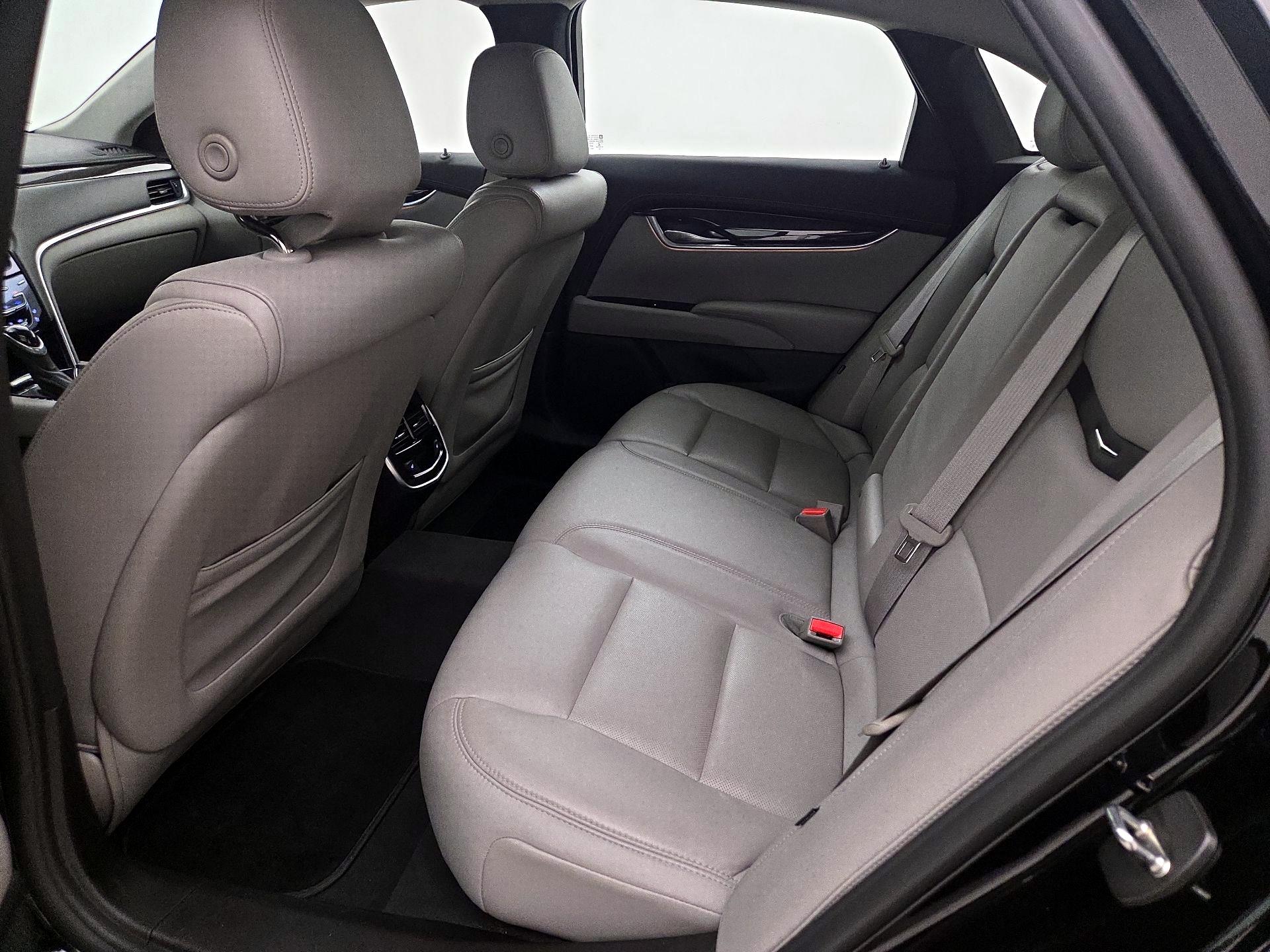 Thumbnail: 2016 Cadillac XTS - 19