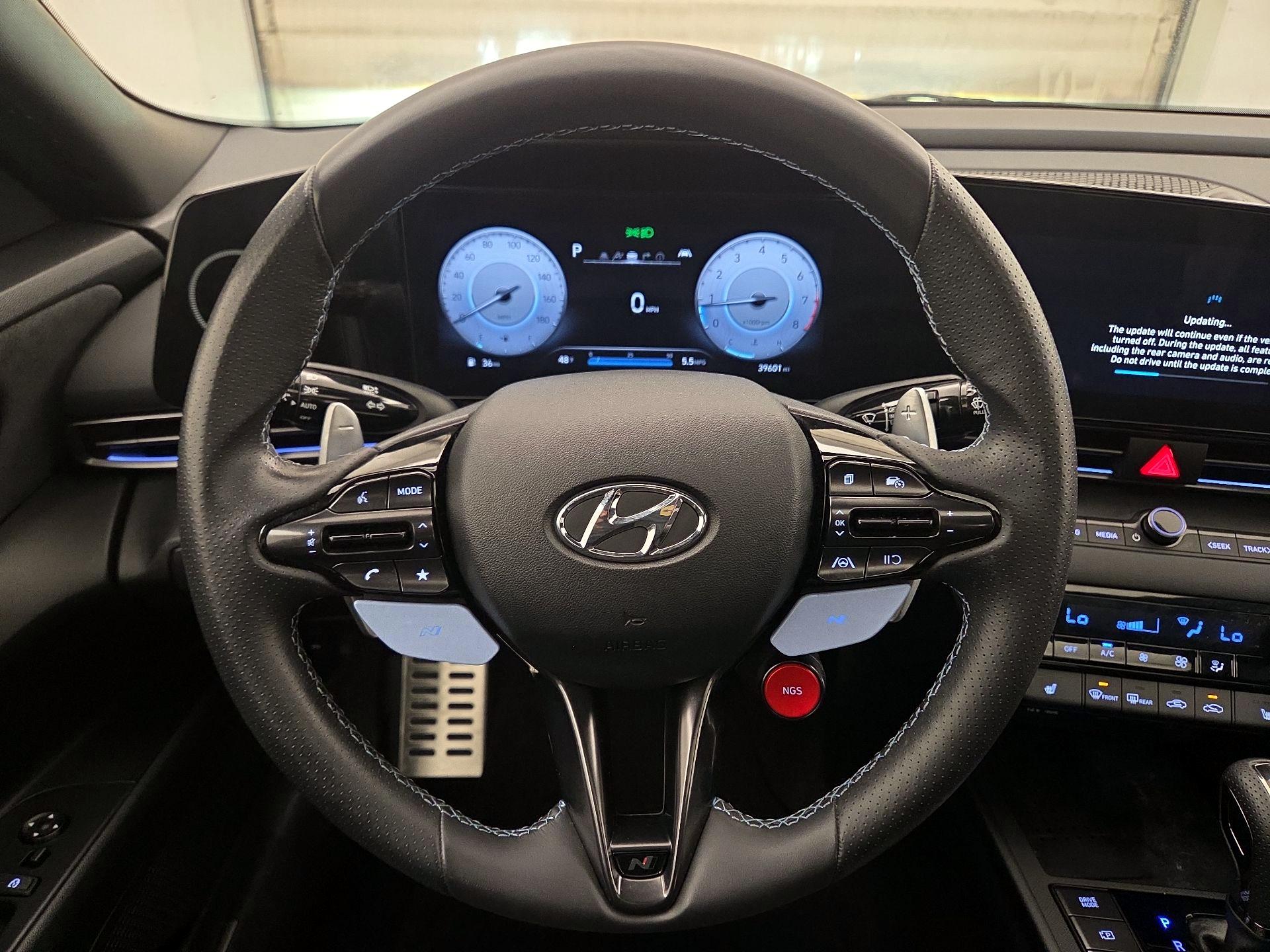 Thumbnail: 2023 Hyundai Elantra - 10