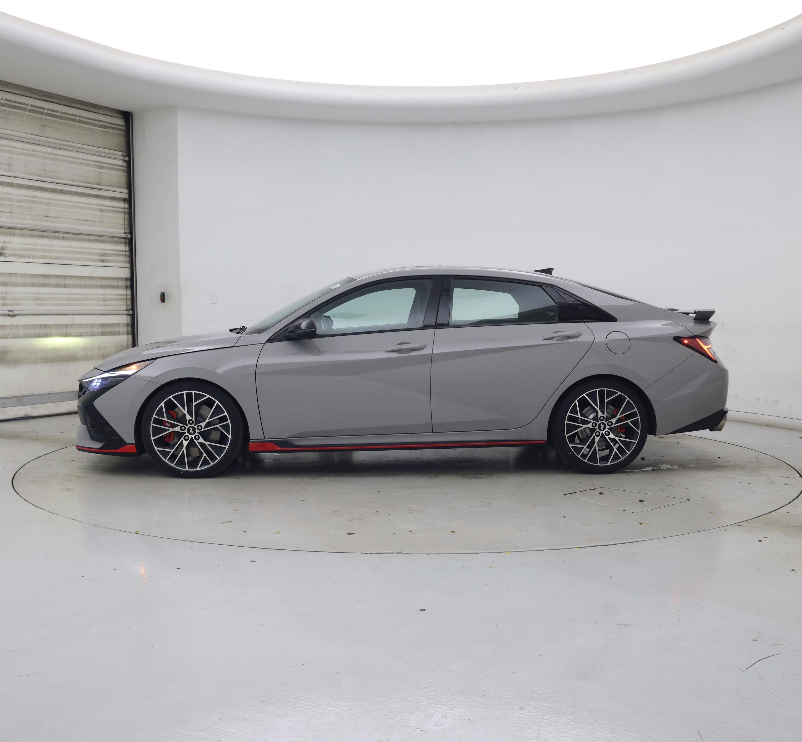 Thumbnail: 2023 Hyundai Elantra - 3