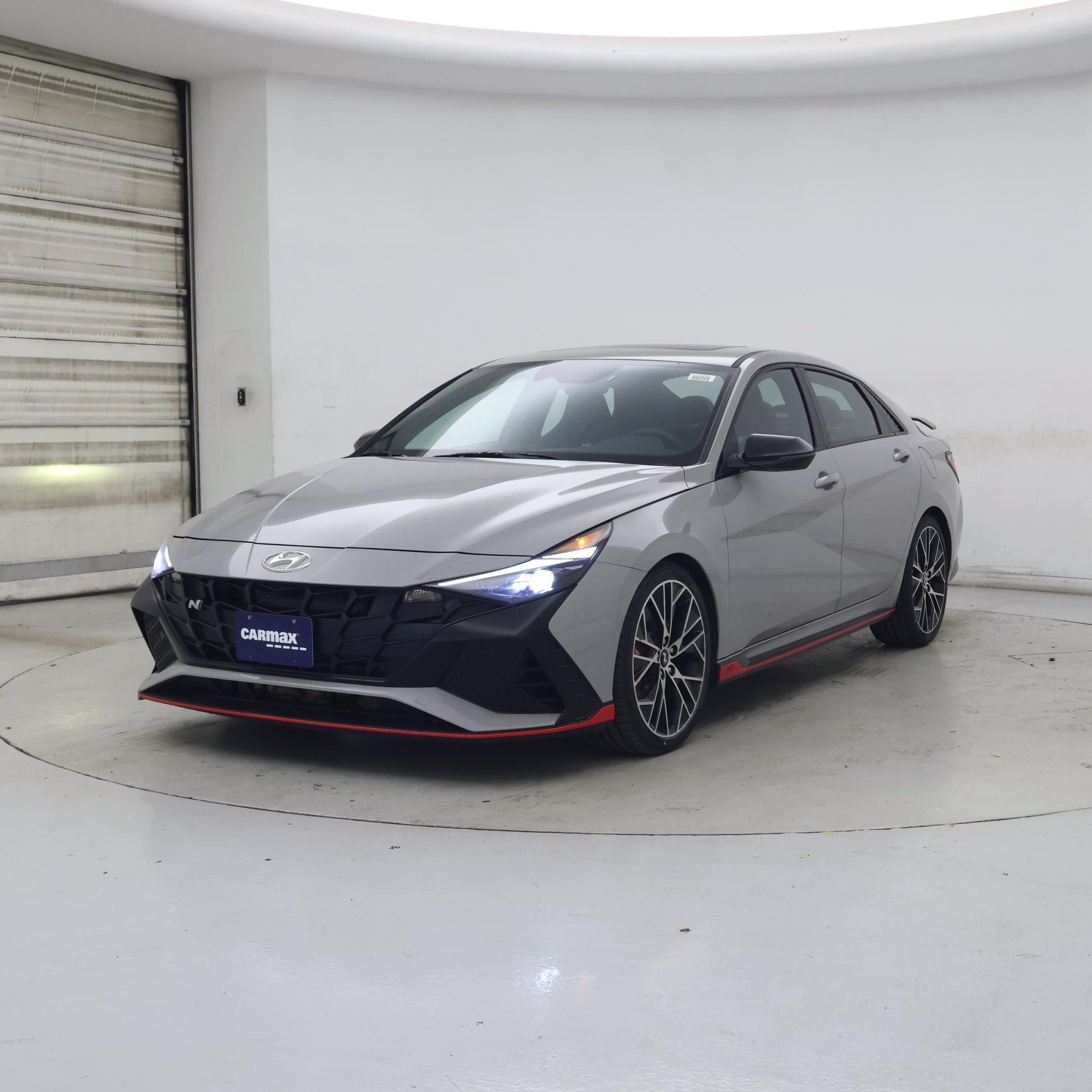 Thumbnail: 2023 Hyundai Elantra - 4