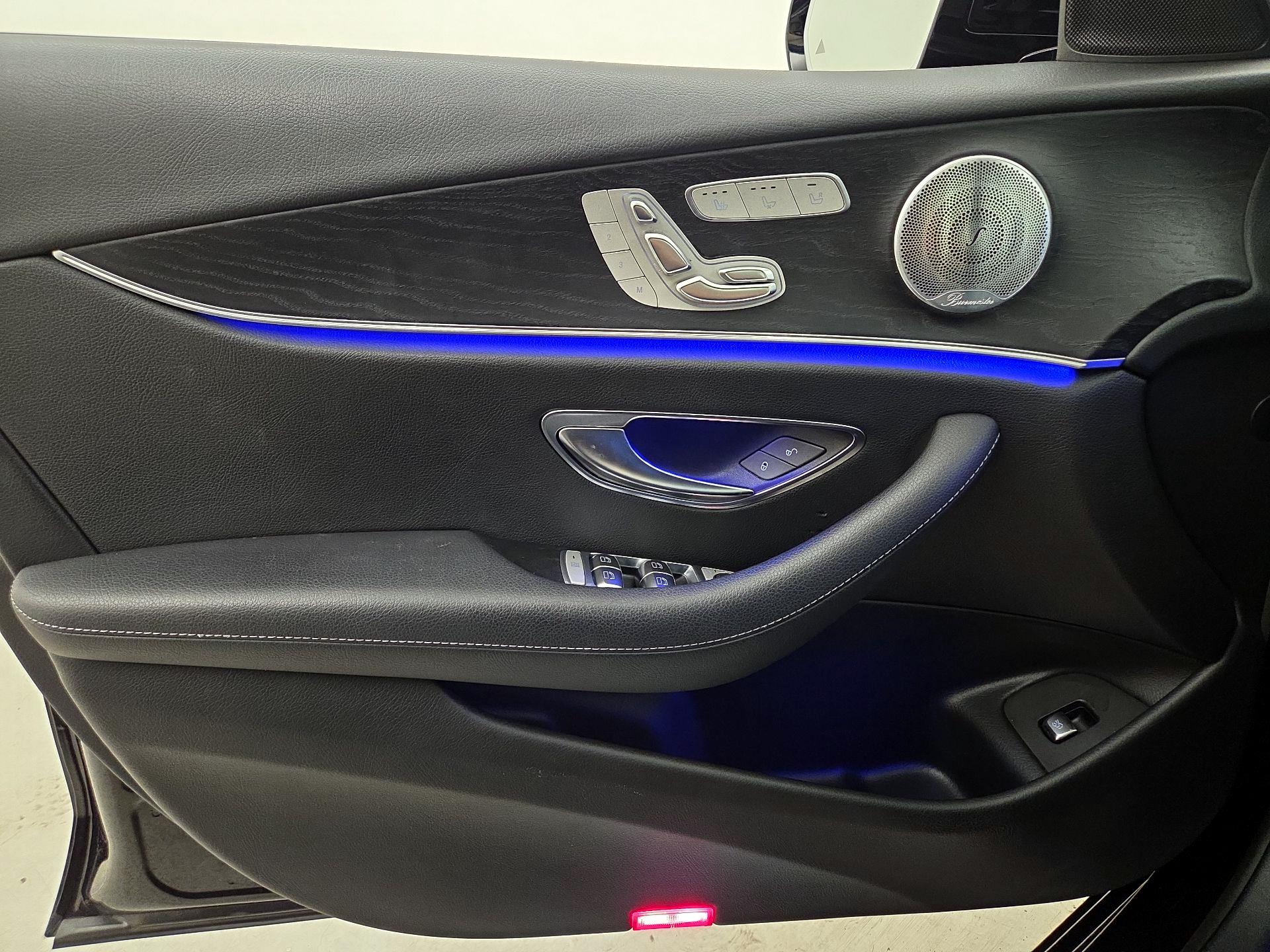 Thumbnail: 2020 Mercedes-Benz E-Class - 12