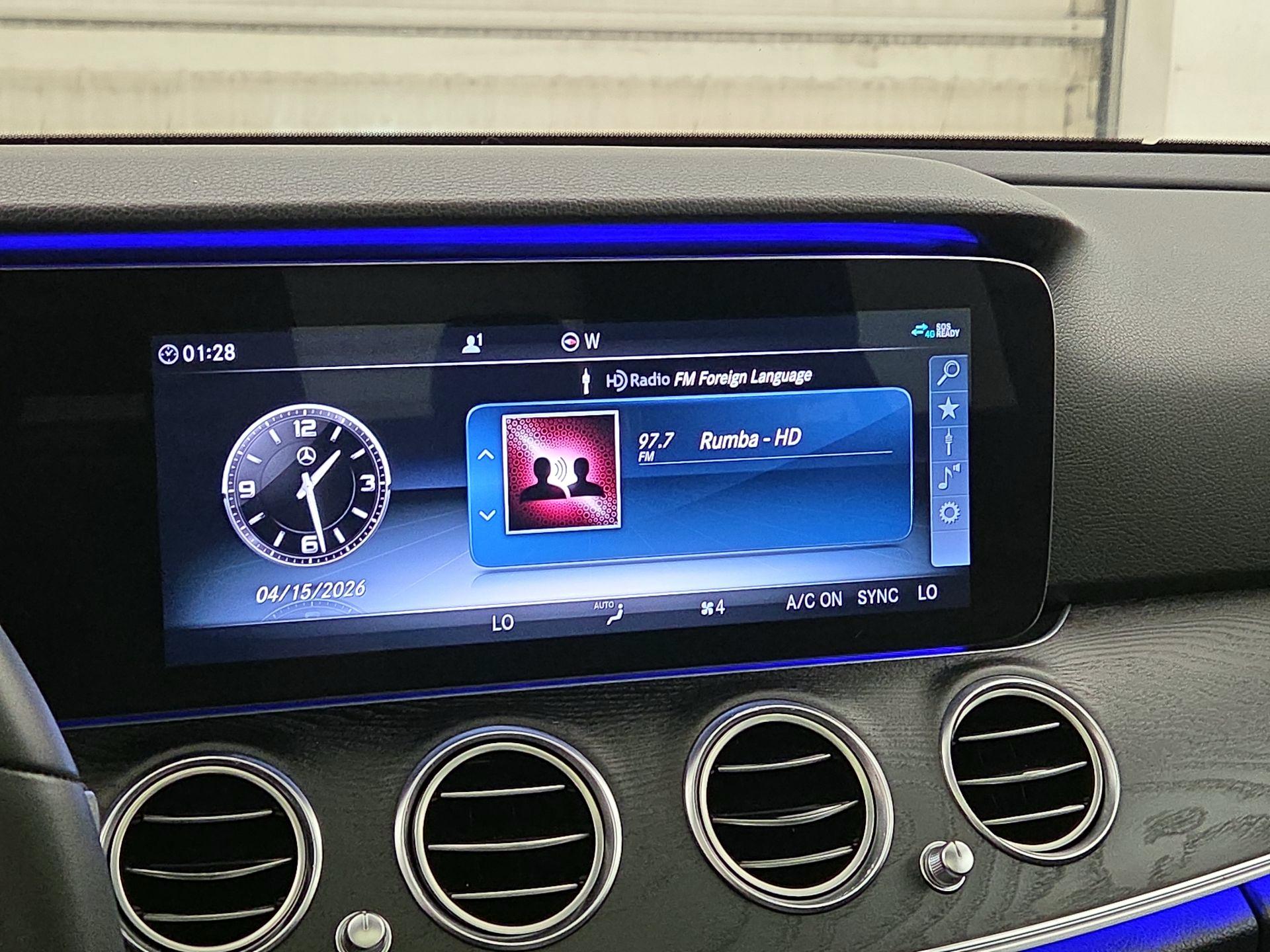 Thumbnail: 2020 Mercedes-Benz E-Class - 16