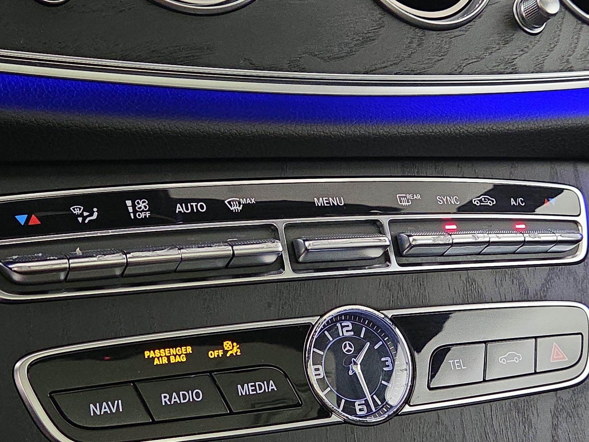 Thumbnail: 2020 Mercedes-Benz E-Class - 17